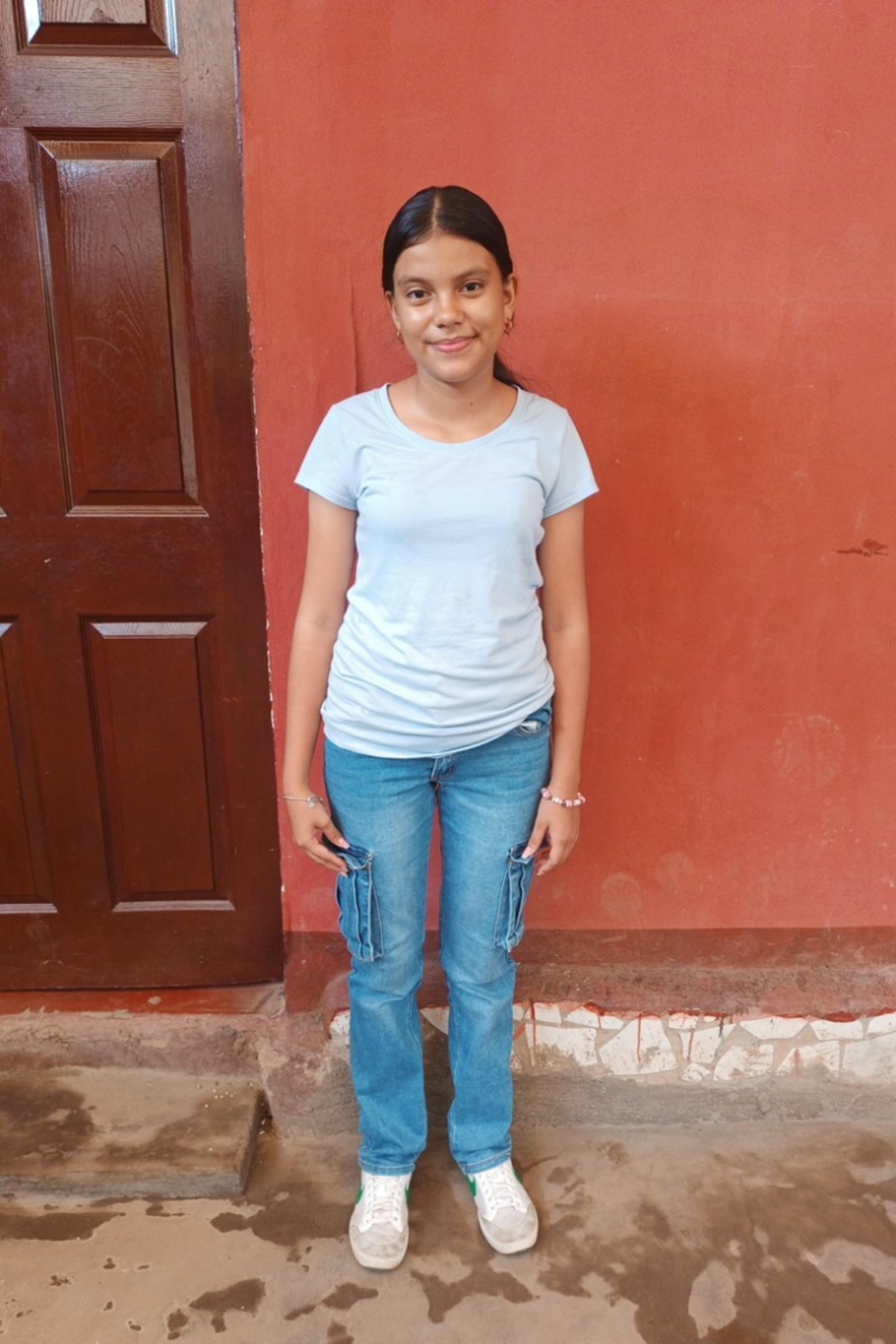 An unsponsored girl named Sarai from Nicaragua who has waited 513 days for a sponsor.