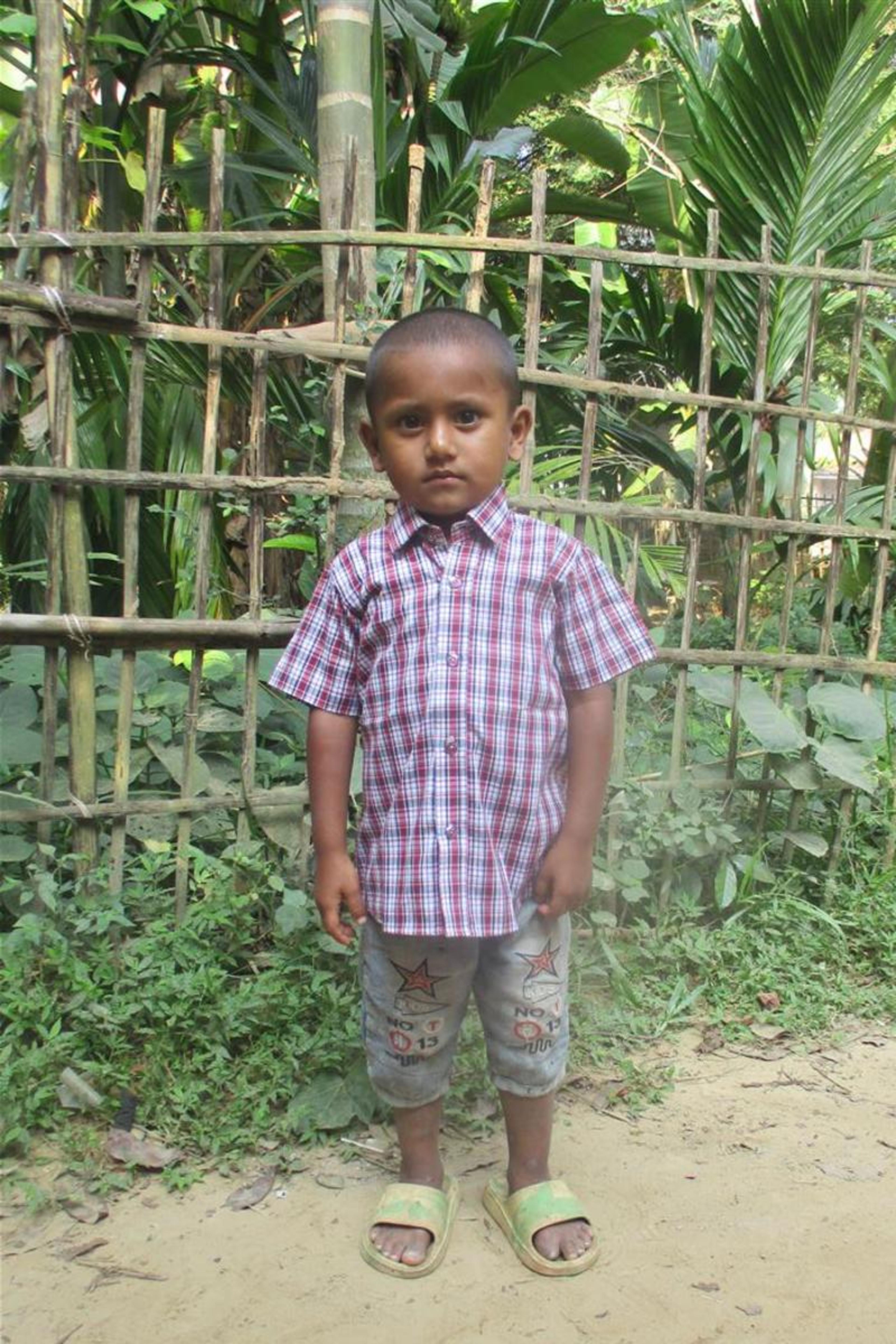 An unsponsored boy named Chaibuddin from Bangladesh who is vulnerable to exploitation and has waited 496 days for a sponsor.