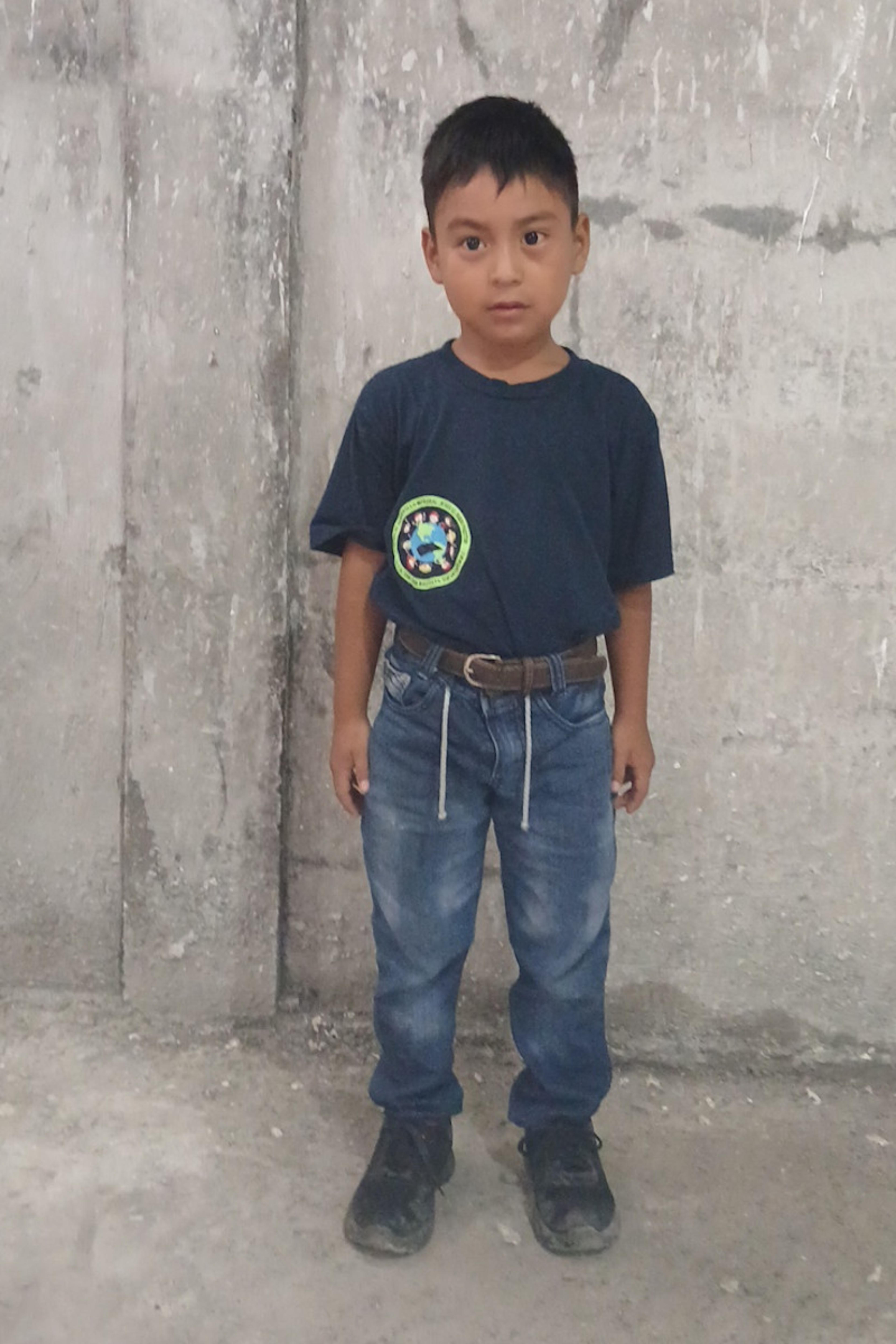 An unsponsored boy named Jonathan from Guatemala who has waited 595 days for a sponsor.