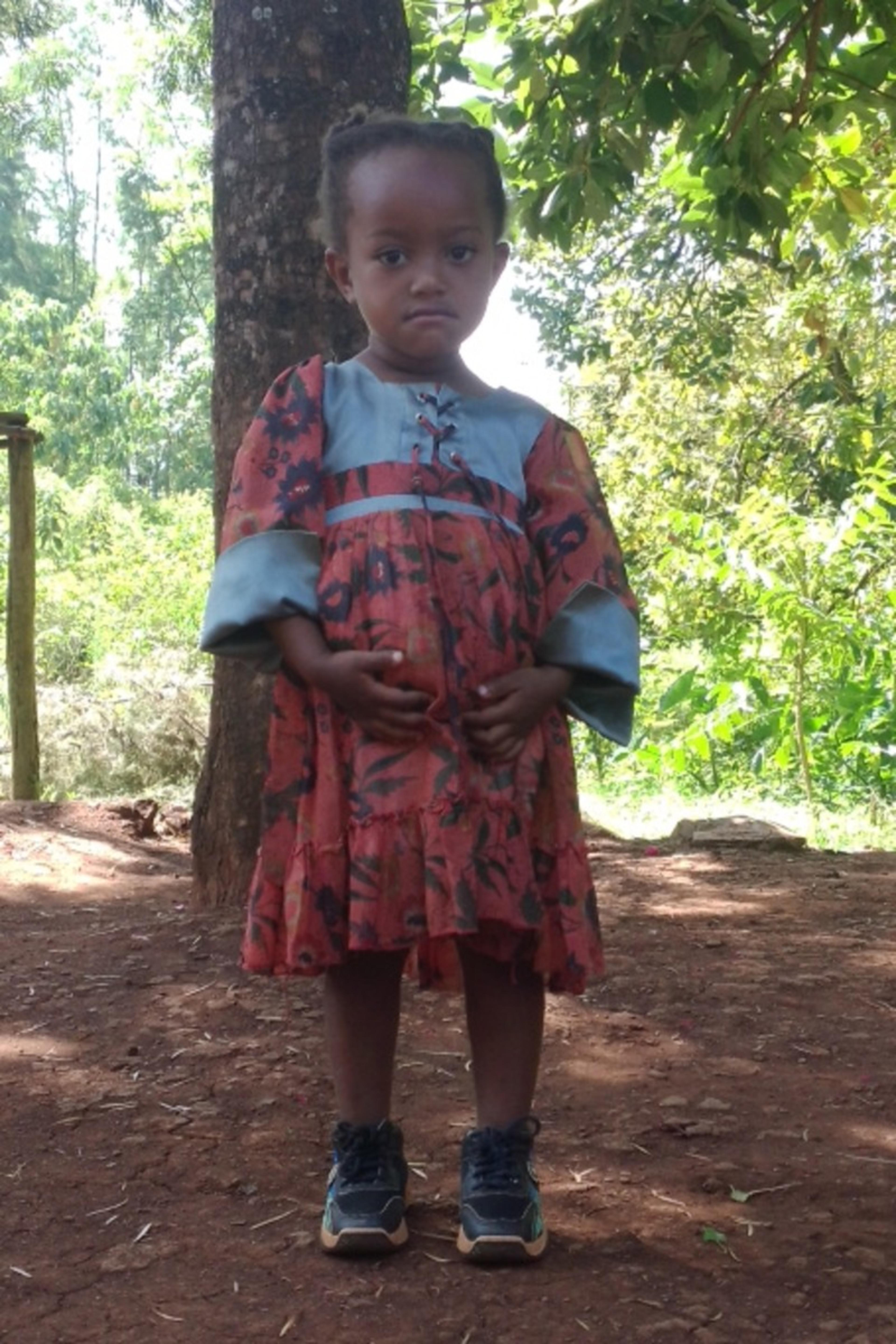 An unsponsored girl named Beza from Ethiopia who lives in an AIDS-affected area, is vulnerable to exploitation and has waited 322 days for a sponsor.