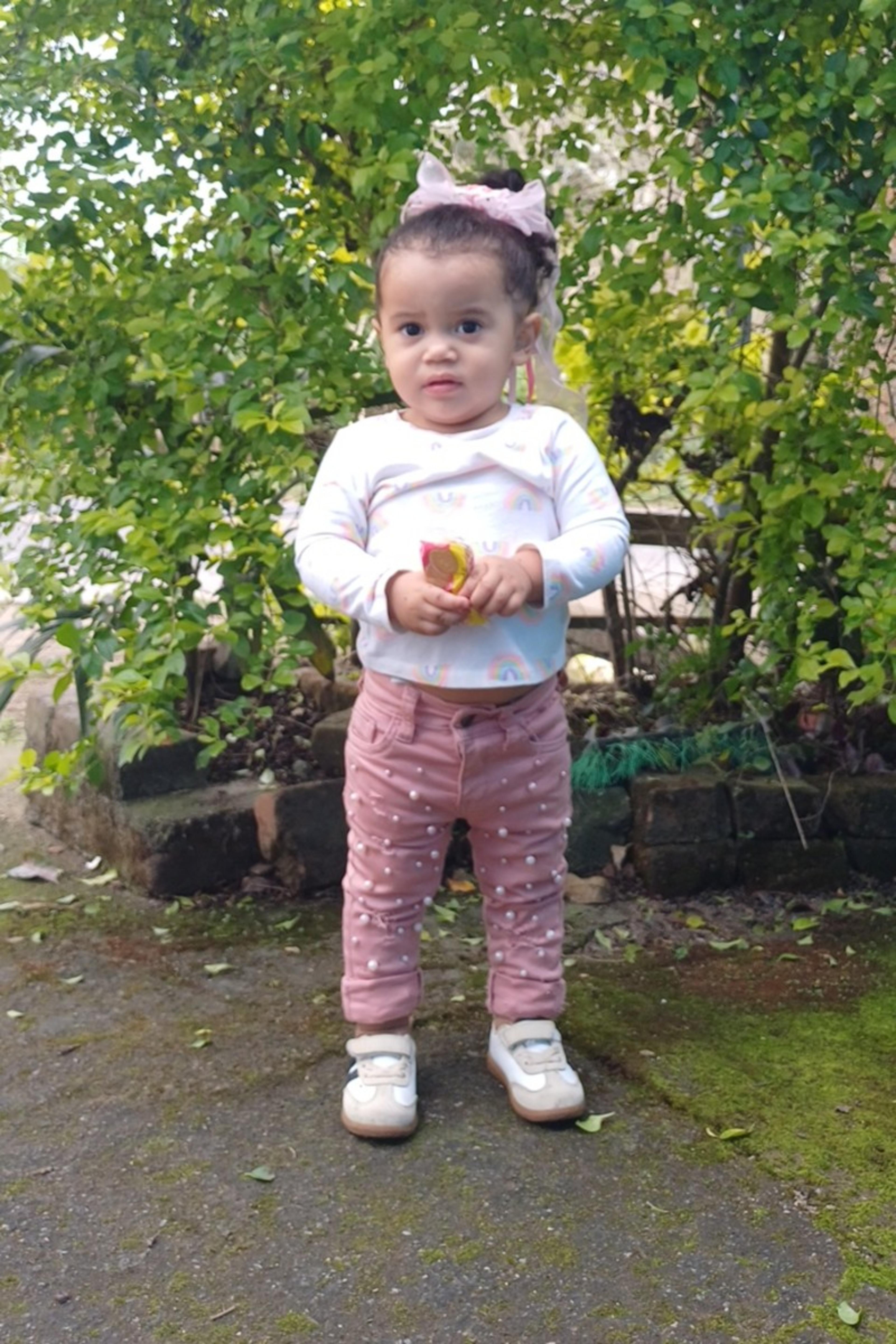 An unsponsored girl named Isabella from Nicaragua who has waited 617 days for a sponsor.