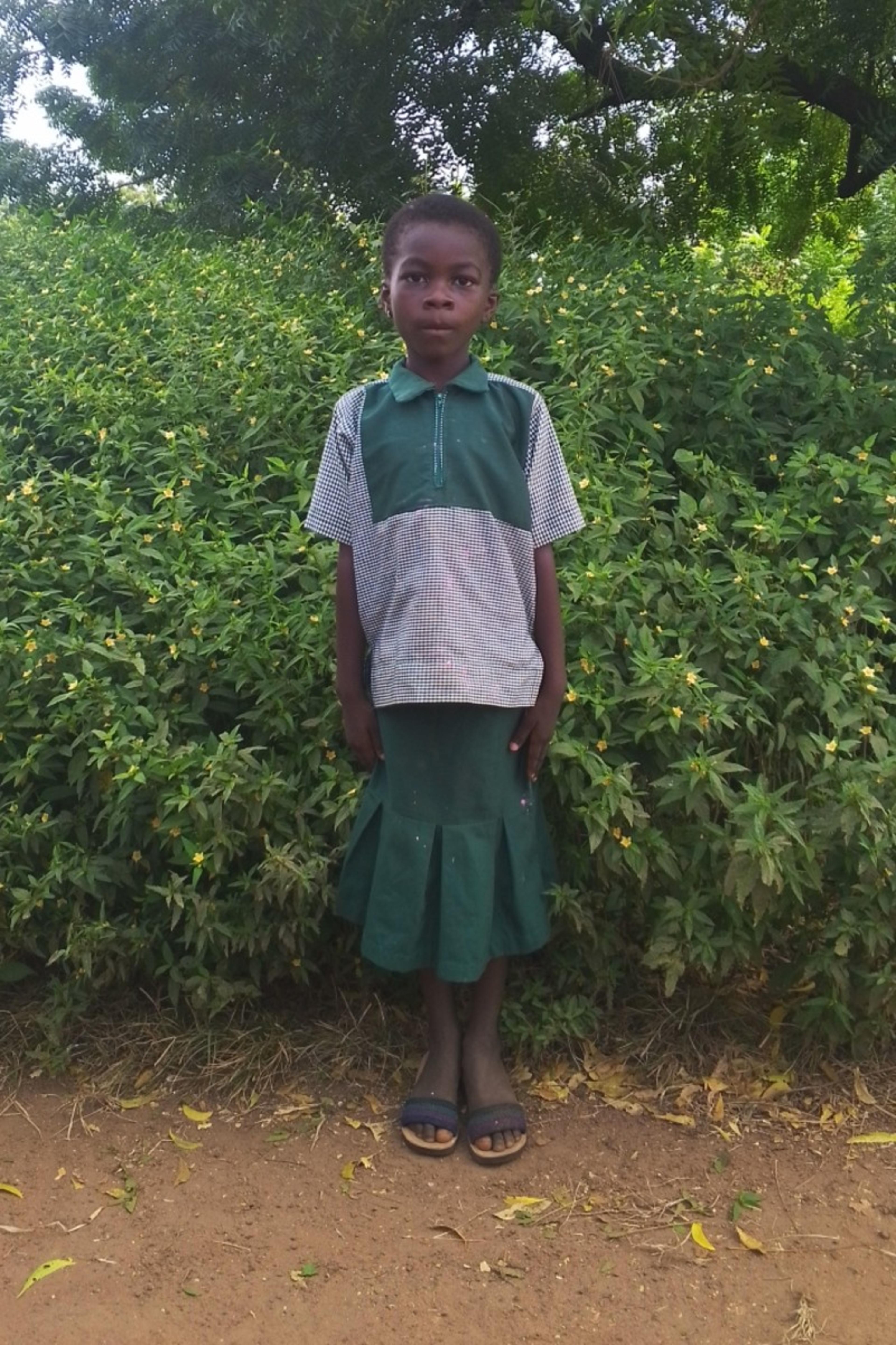 An unsponsored girl named Octavie from Burkina Faso who lives in an AIDS-affected area, is vulnerable to exploitation and has waited 626 days for a sponsor.