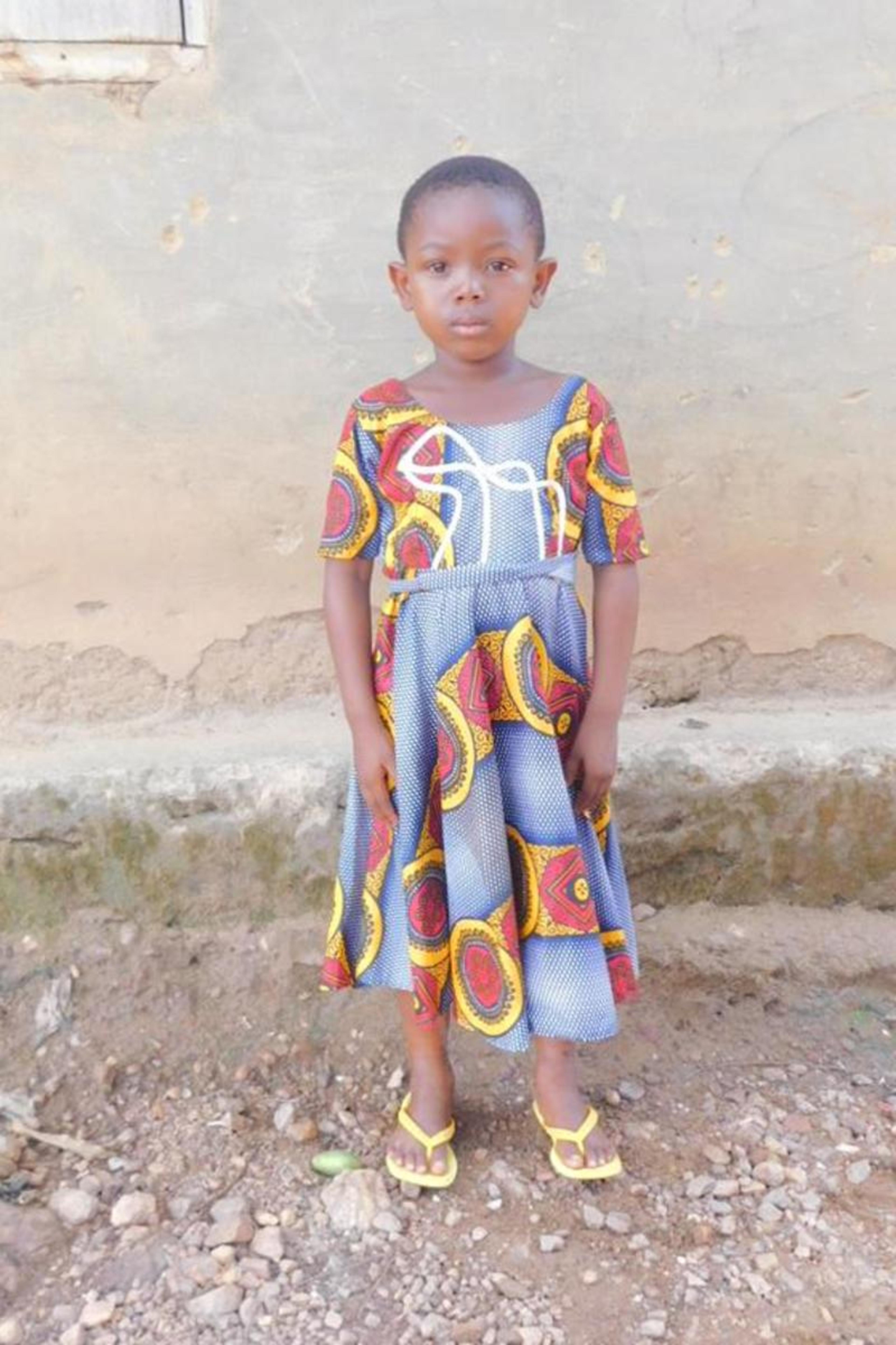 An unsponsored girl named Clarisse from Togo who lives in an AIDS-affected area, is vulnerable to exploitation and has waited 505 days for a sponsor.