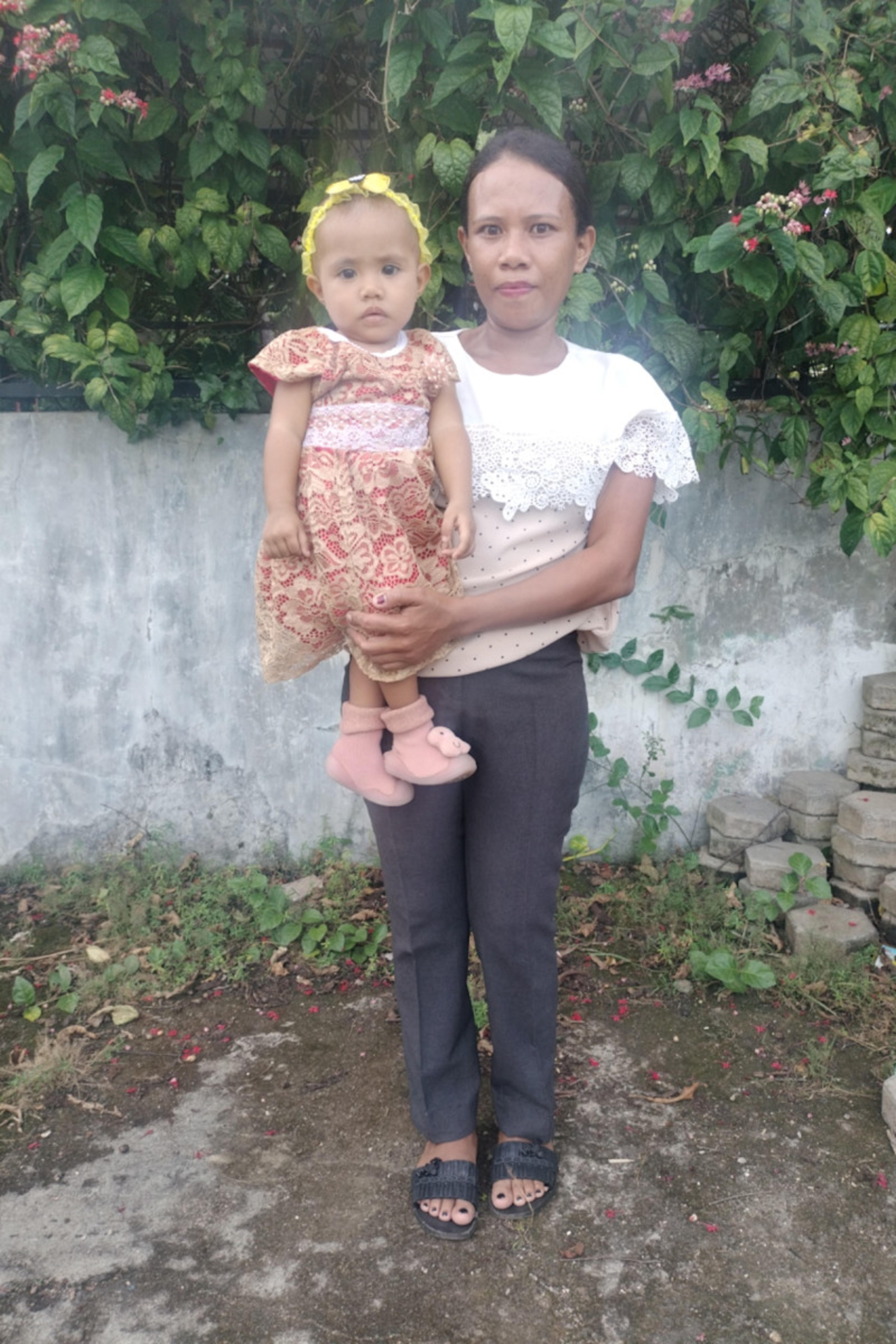 An unsponsored girl named Meisia from Indonesia who has waited 535 days for a sponsor.
