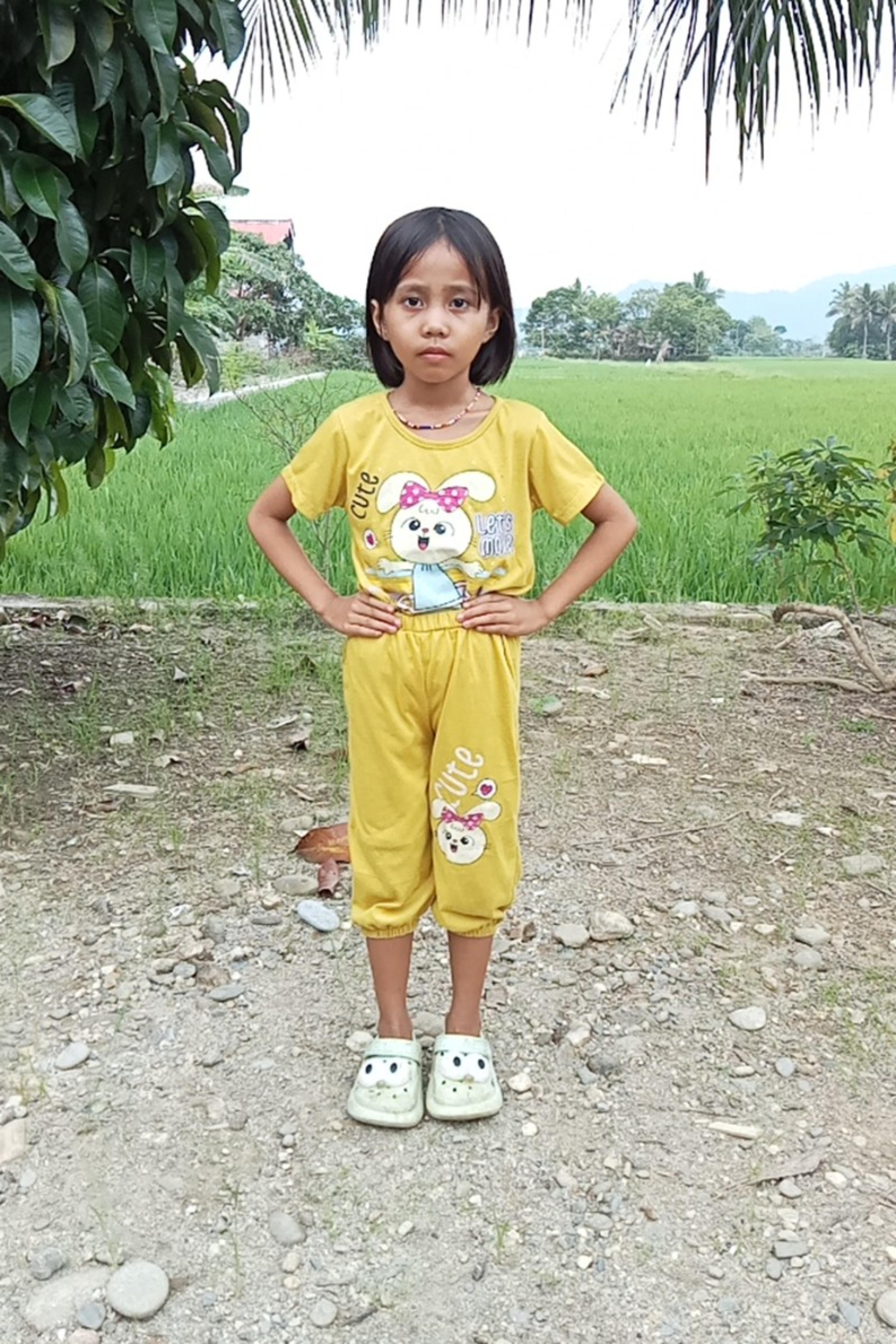 An unsponsored girl named Nadin from Indonesia who has waited 520 days for a sponsor.