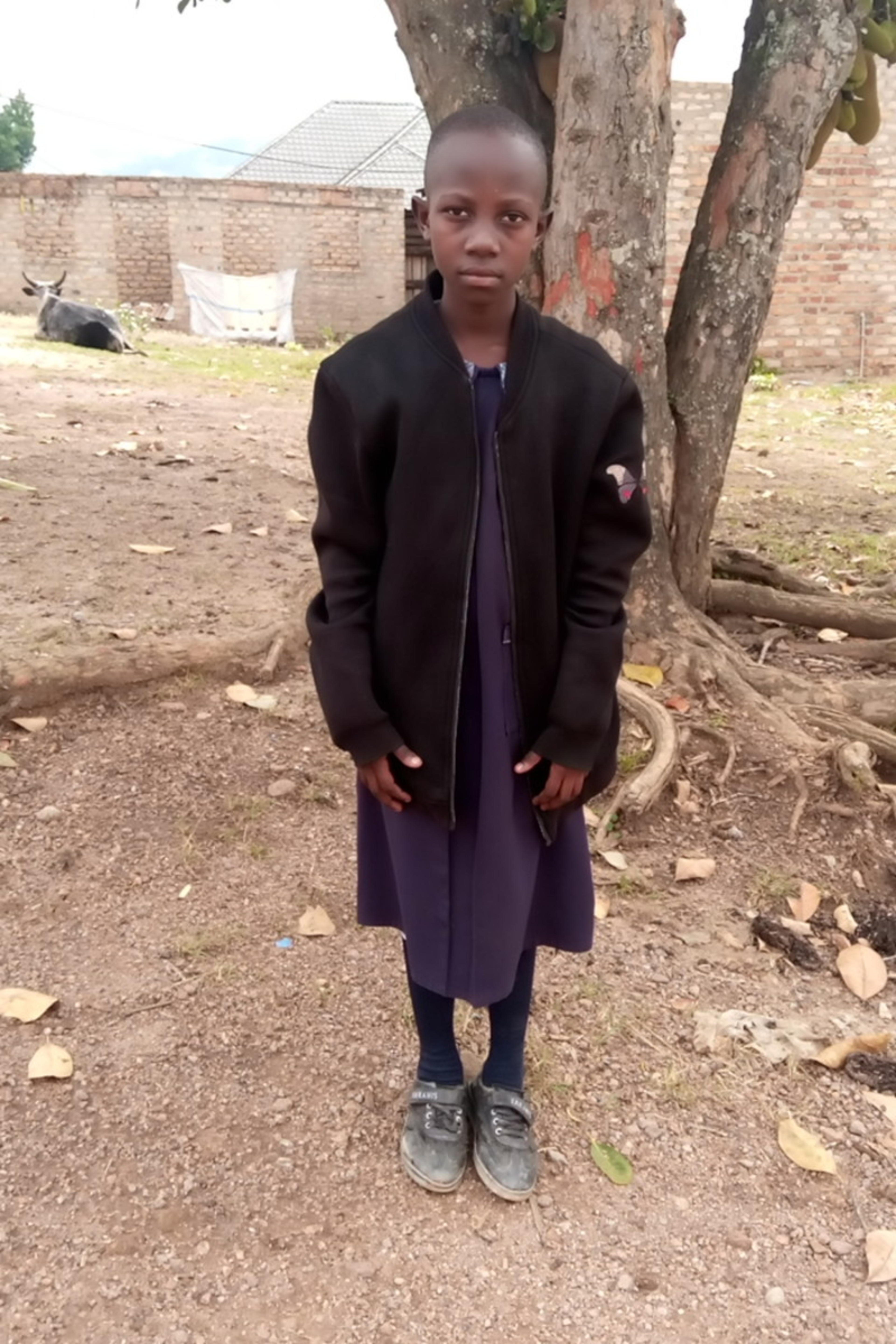 An unsponsored girl named Fausta from Uganda who lives in an AIDS-affected area, is vulnerable to exploitation and has waited 475 days for a sponsor.