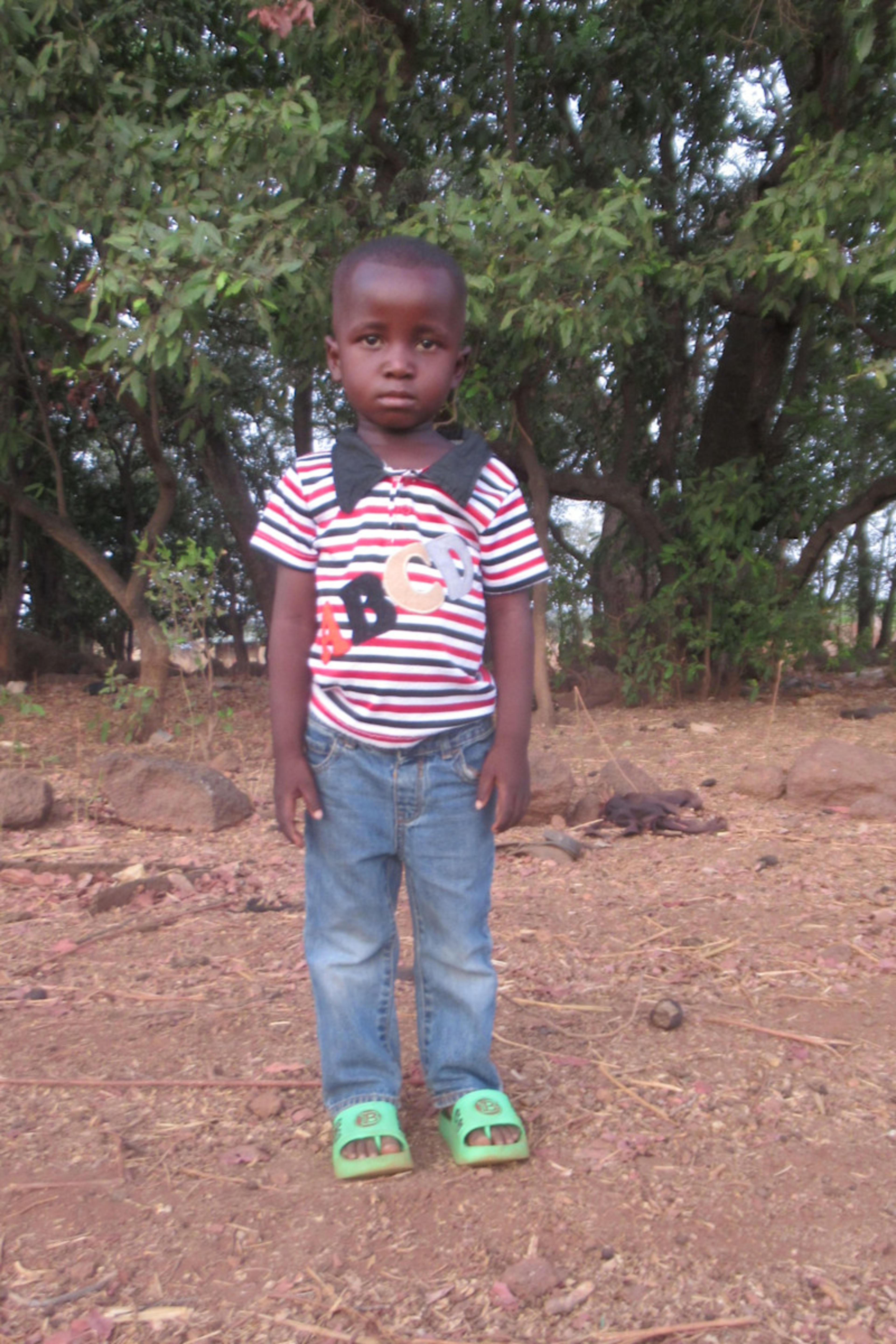An unsponsored boy named Atiouiné from Burkina Faso who lives in an AIDS-affected area, is vulnerable to exploitation and has waited 543 days for a sponsor.