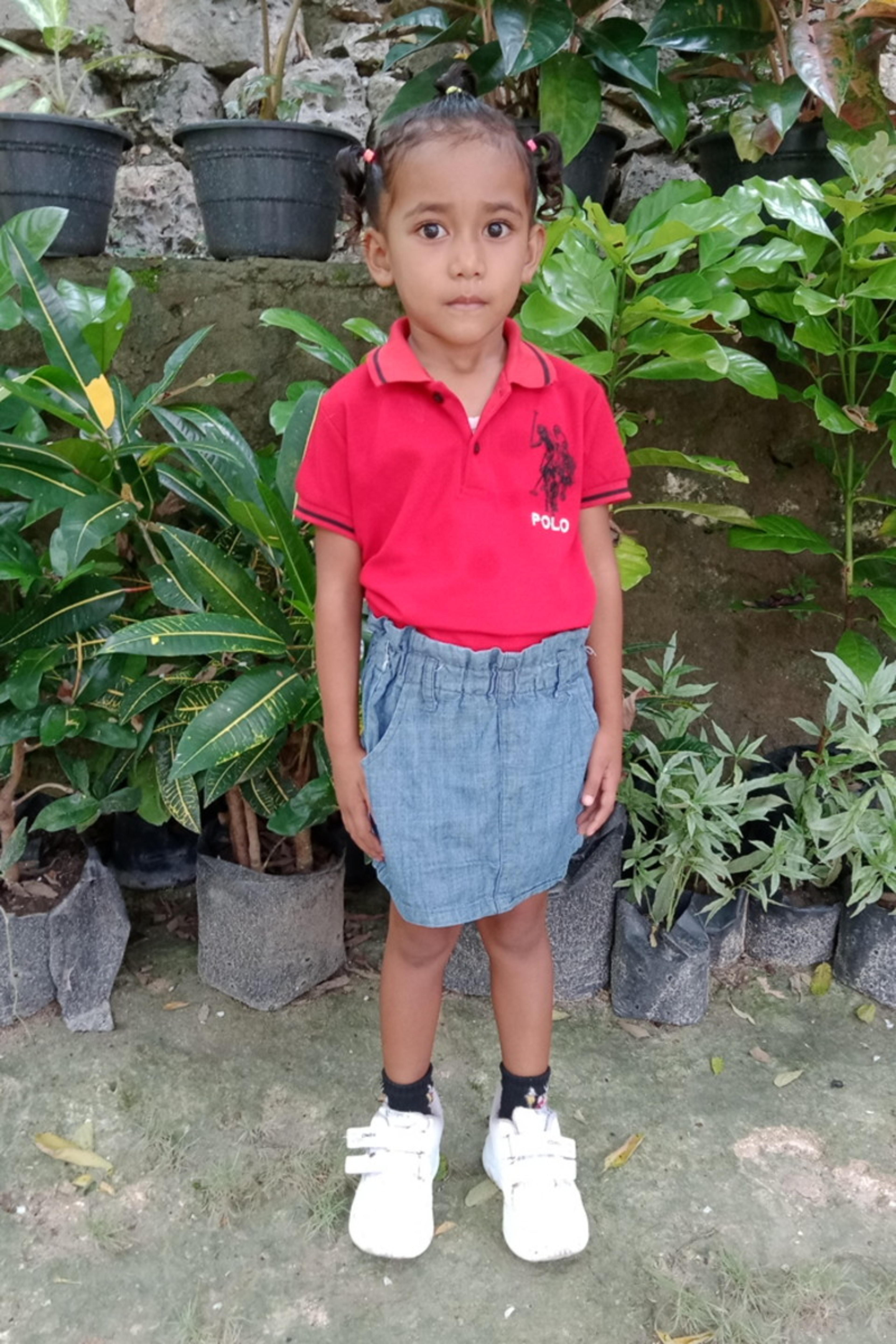 An unsponsored girl named Lovena from Indonesia who has waited 514 days for a sponsor.