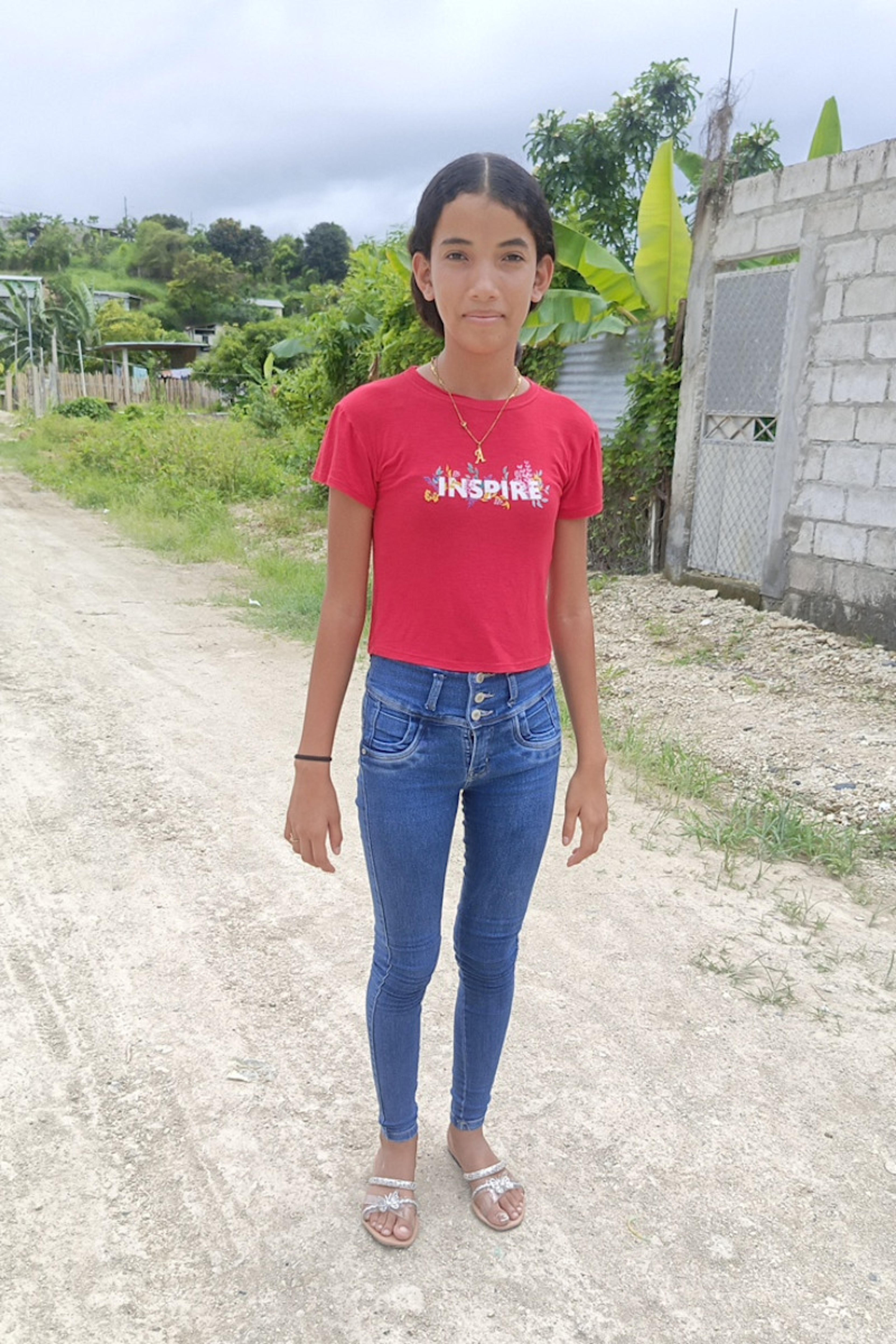An unsponsored girl named Romina from Ecuador who has waited 7 days for a sponsor.