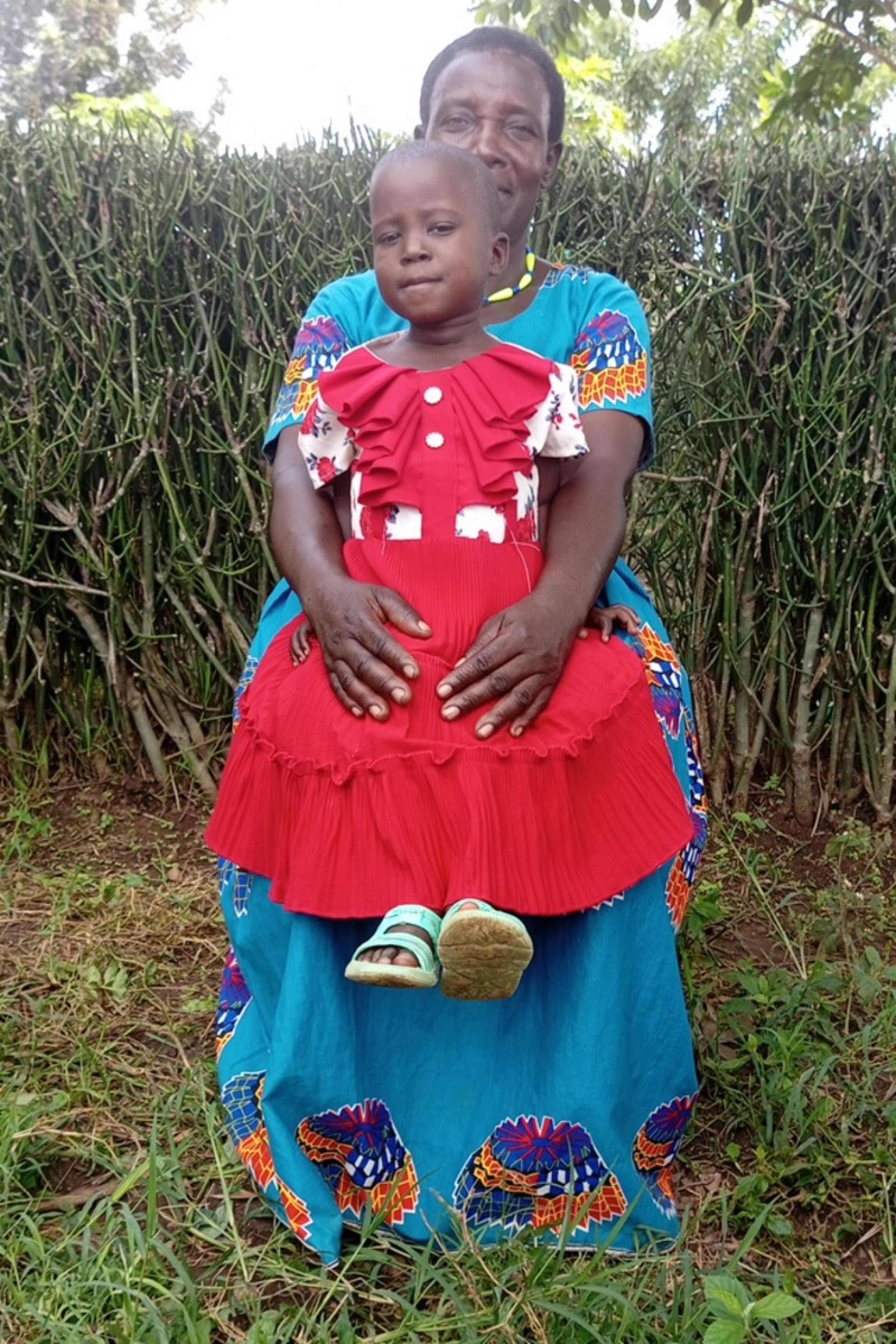 An unsponsored girl named Tracy from Uganda who lives in an AIDS-affected area, is vulnerable to exploitation and has waited 462 days for a sponsor.