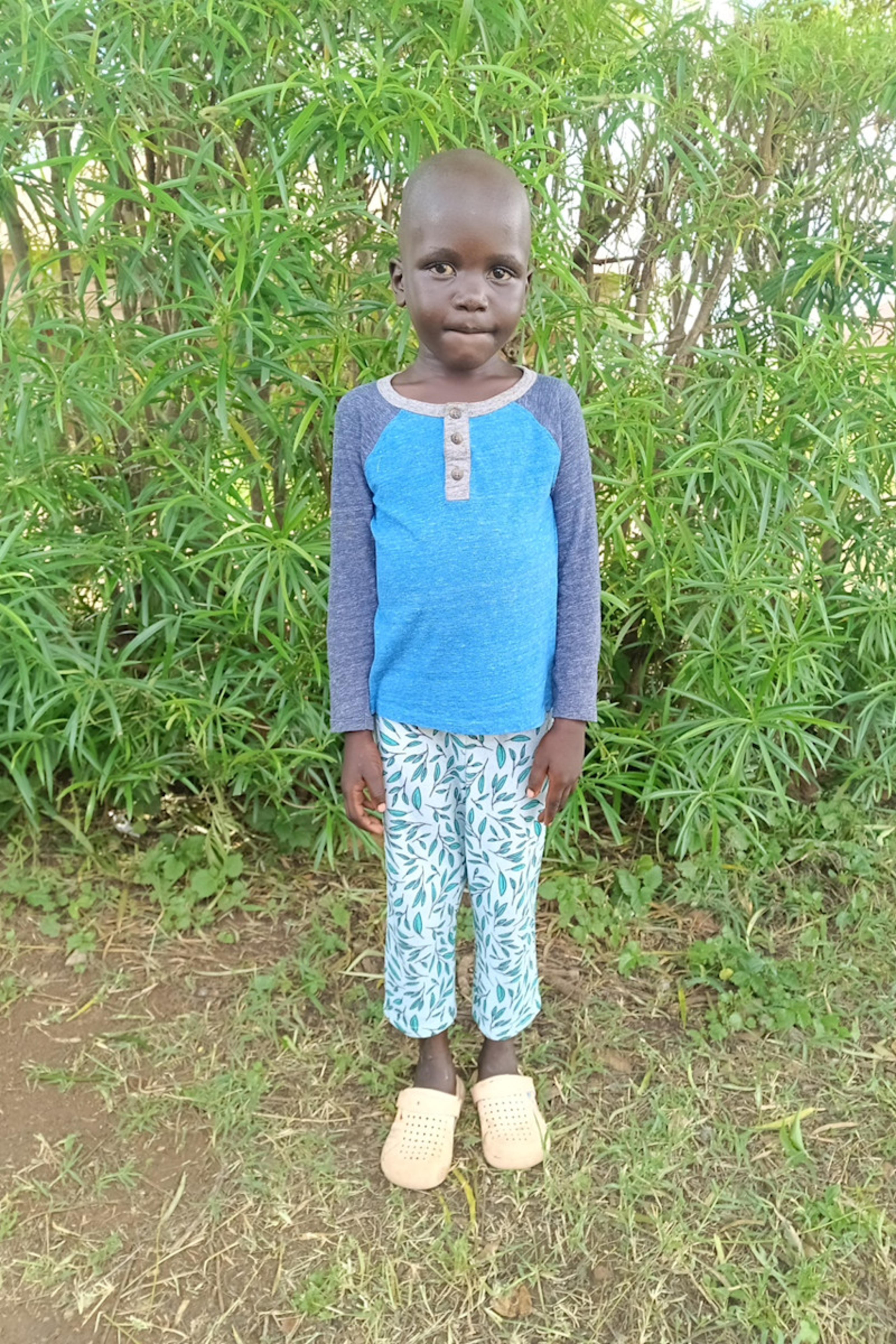 An unsponsored boy named Siraji from Uganda who lives in an AIDS-affected area, is vulnerable to exploitation and has waited 490 days for a sponsor.