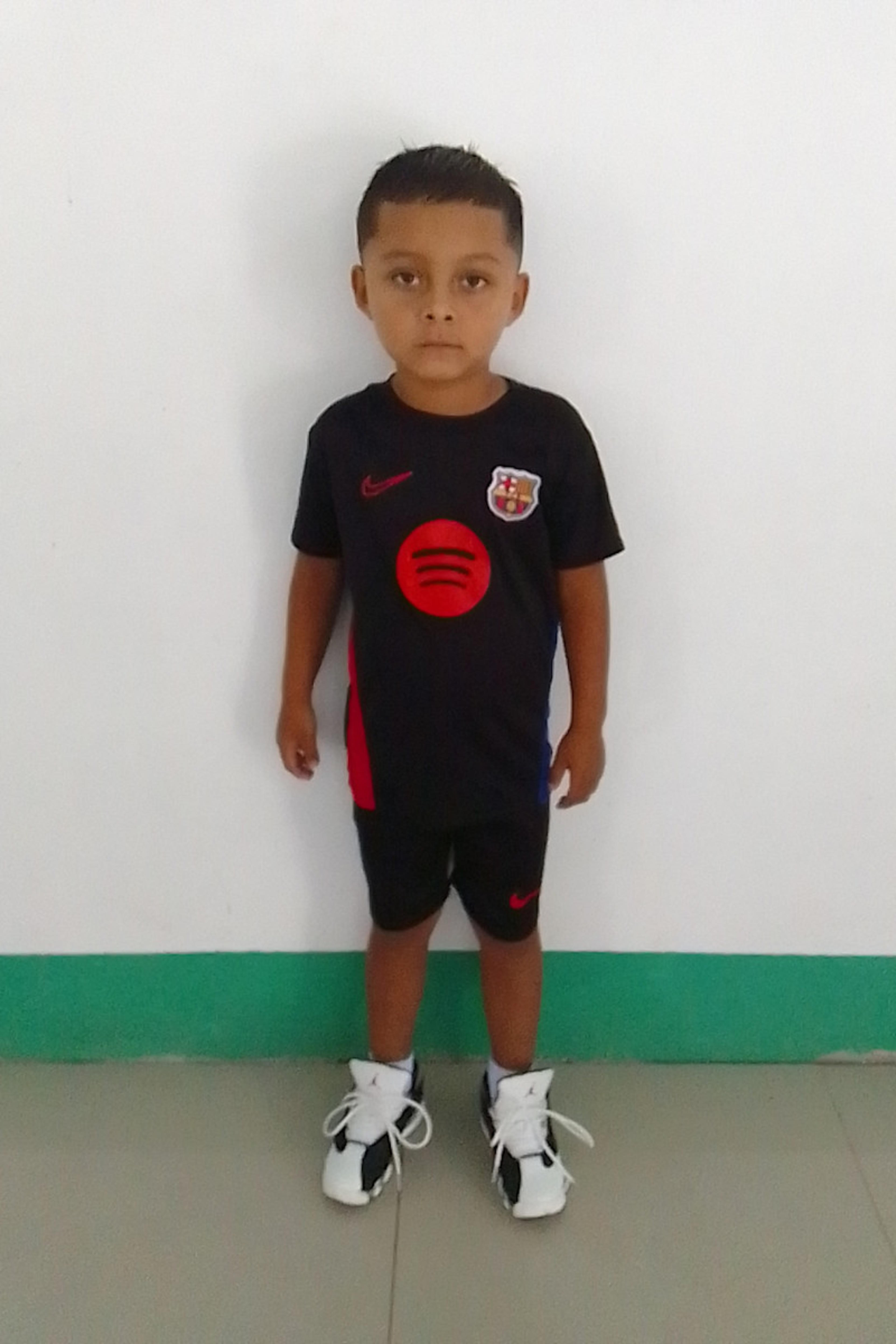 An unsponsored boy named Heyner from Nicaragua who has waited 679 days for a sponsor.