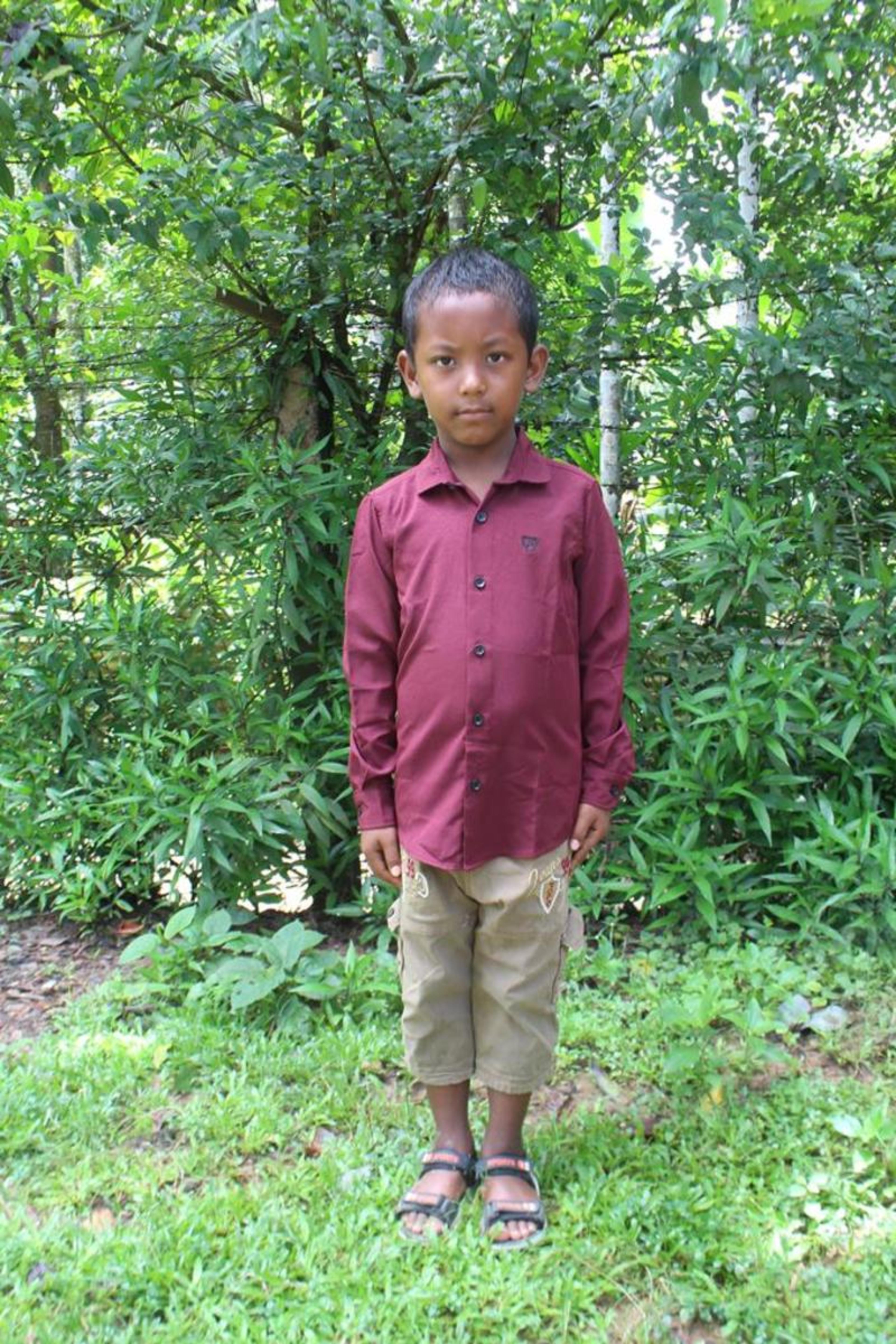 An unsponsored boy named Gasam from Bangladesh who is vulnerable to exploitation and has waited 704 days for a sponsor.