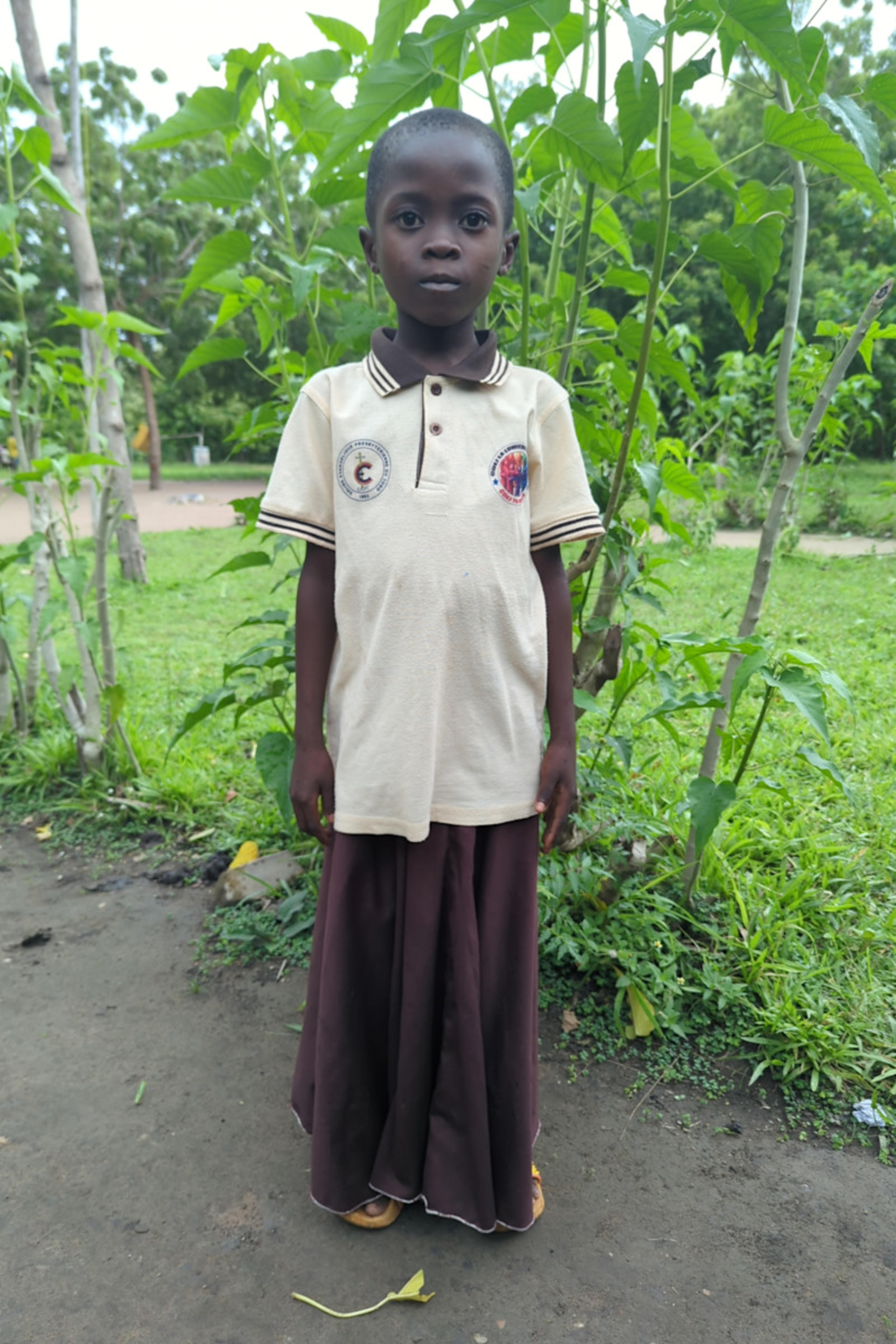An unsponsored girl named Reine from Togo who lives in an AIDS-affected area, is vulnerable to exploitation and has waited 590 days for a sponsor.