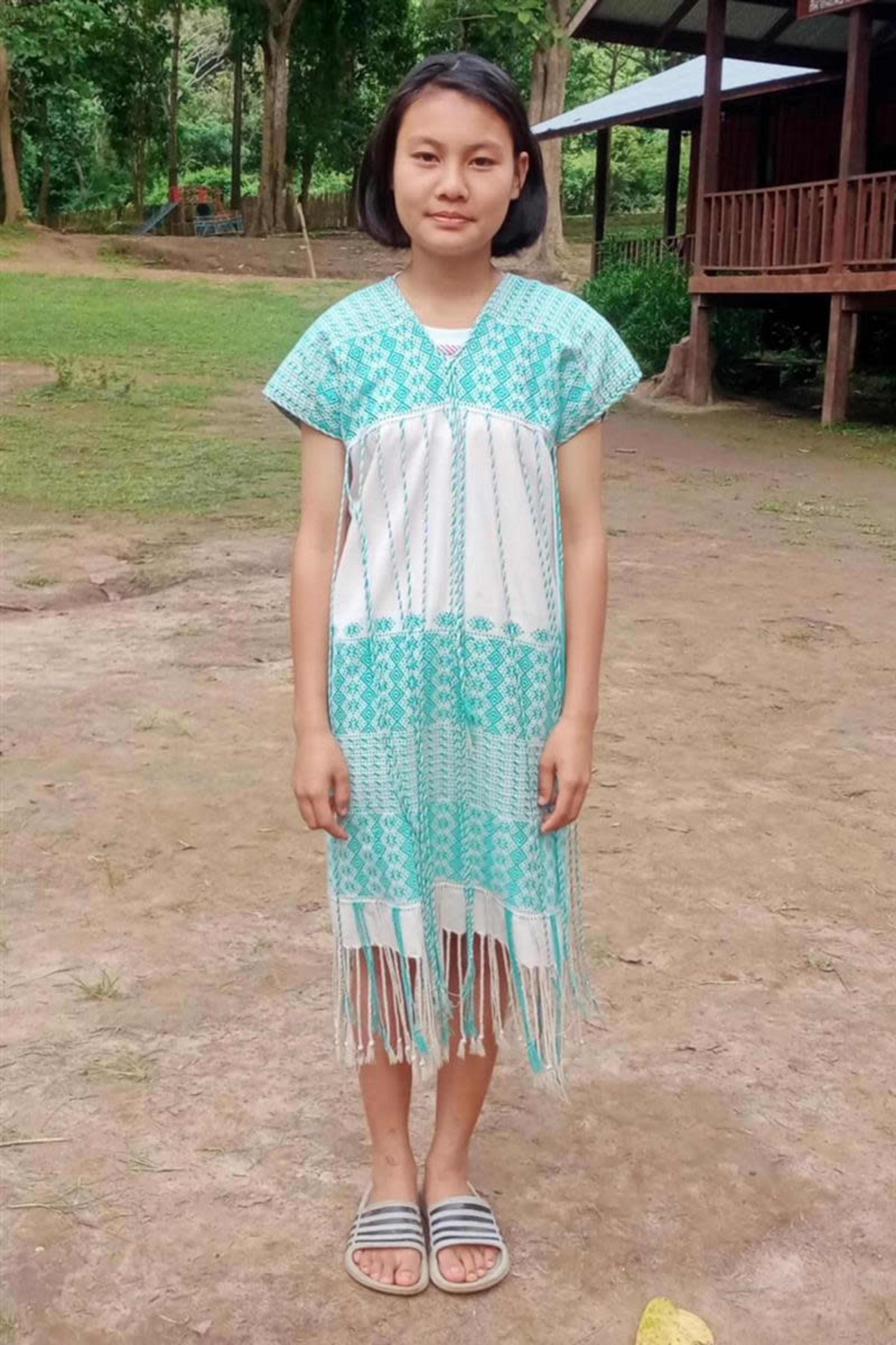 An unsponsored girl named Nawsha-ngaymoo from Thailand who has waited 304 days for a sponsor.