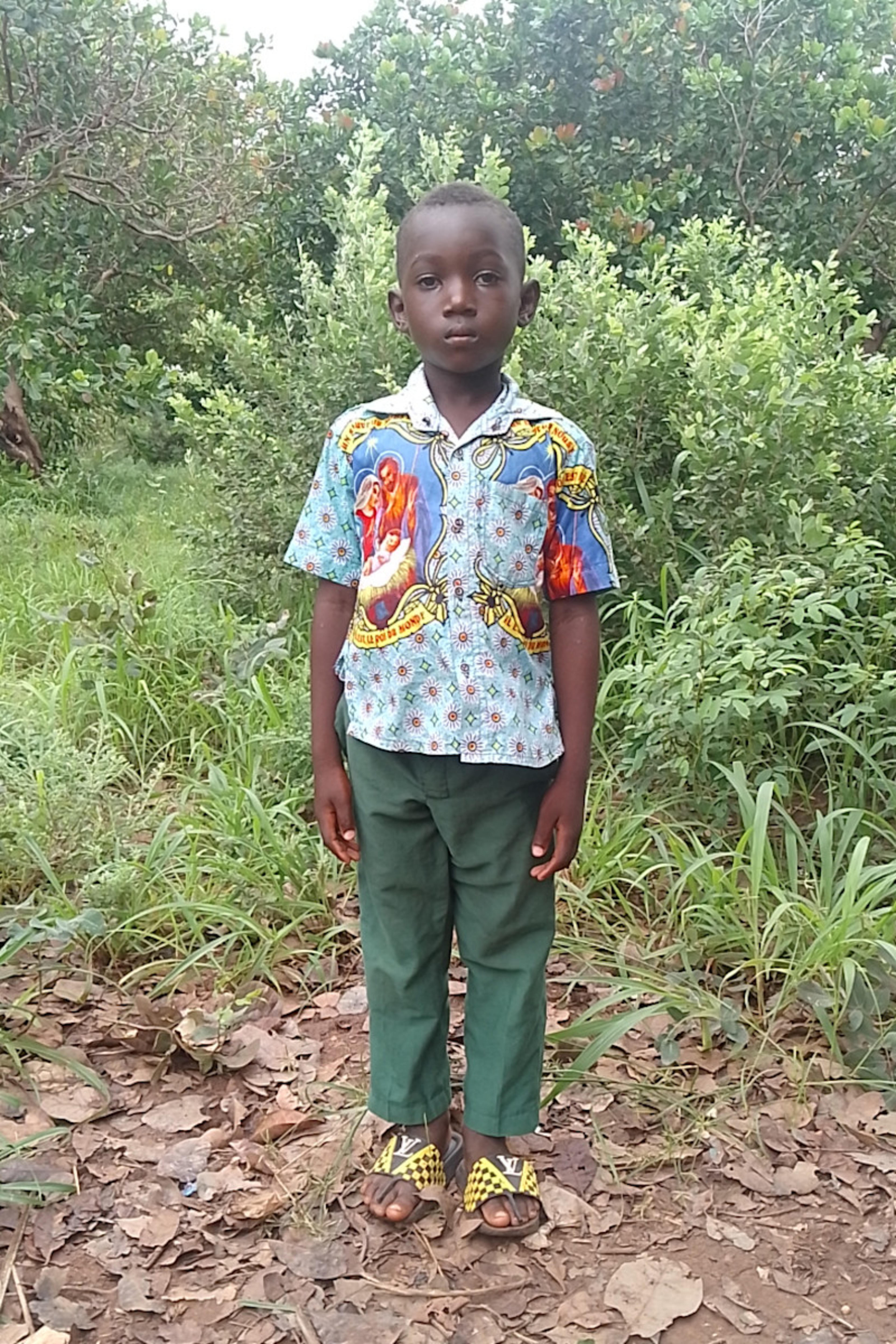 An unsponsored boy named Ezeckiel from Burkina Faso who lives in an AIDS-affected area, is vulnerable to exploitation and has waited 617 days for a sponsor.