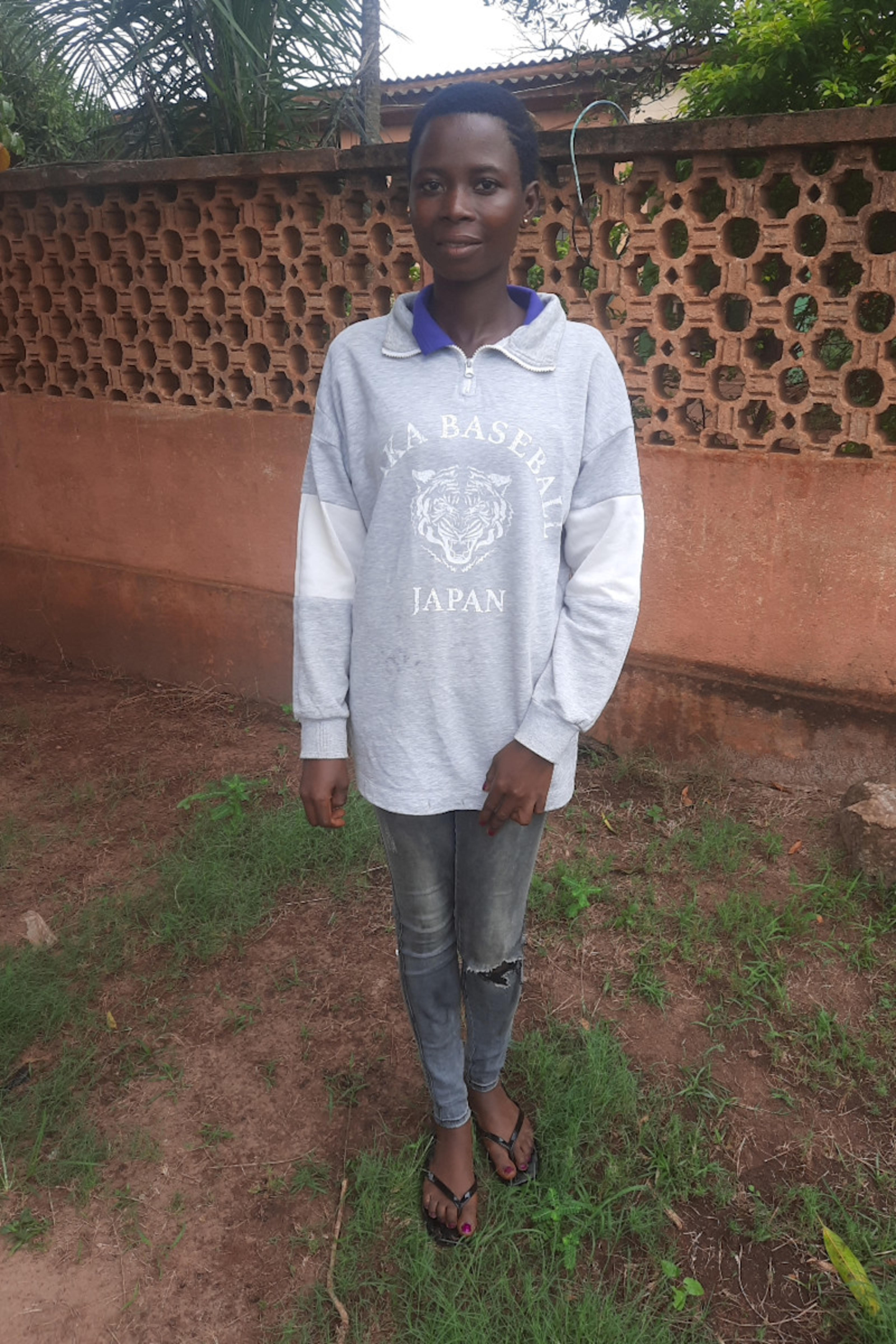 An unsponsored girl named Reine from Togo who lives in an AIDS-affected area, is vulnerable to exploitation and has waited 562 days for a sponsor.