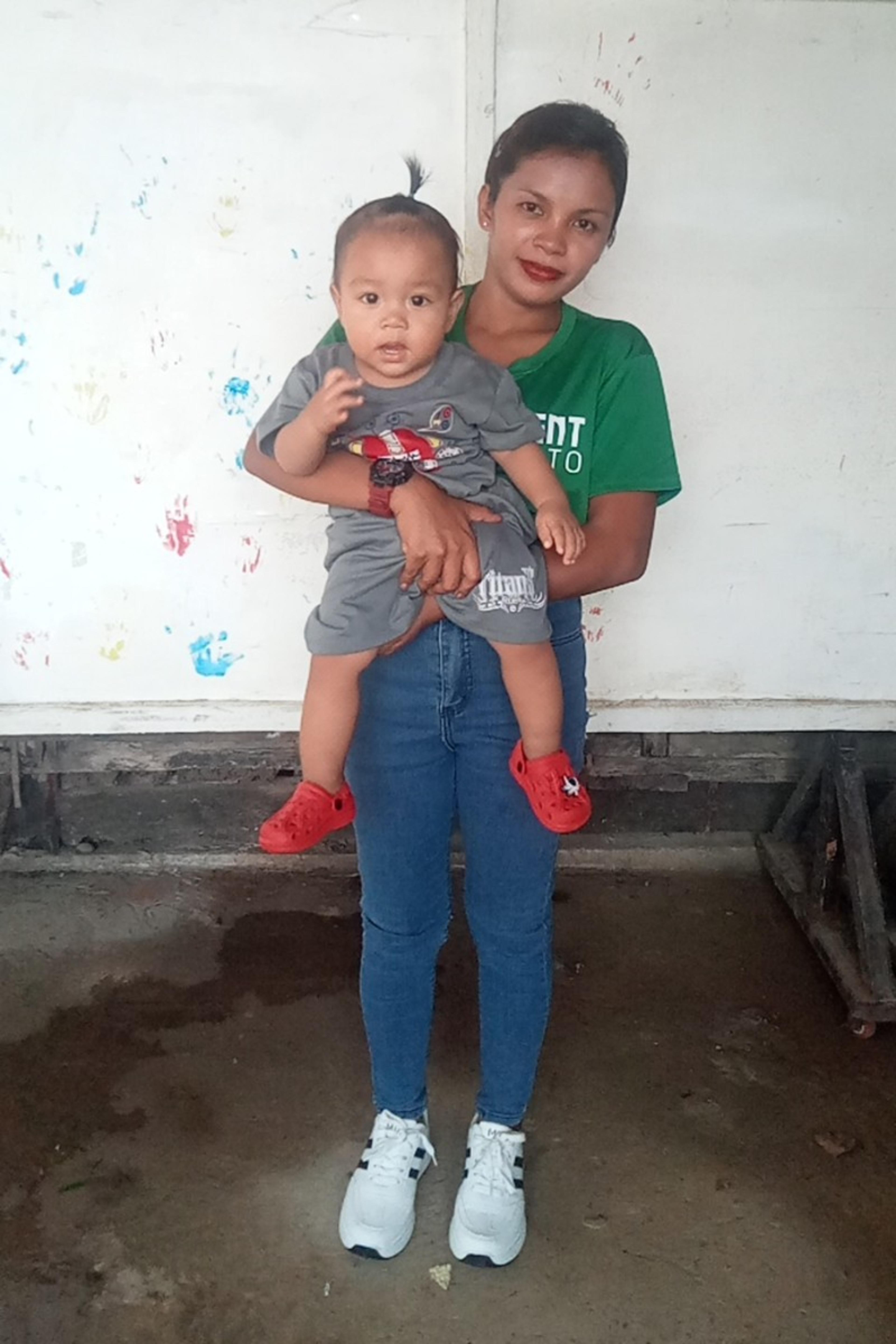 An unsponsored boy named Dipo Boy from Philippines who has waited 436 days for a sponsor.