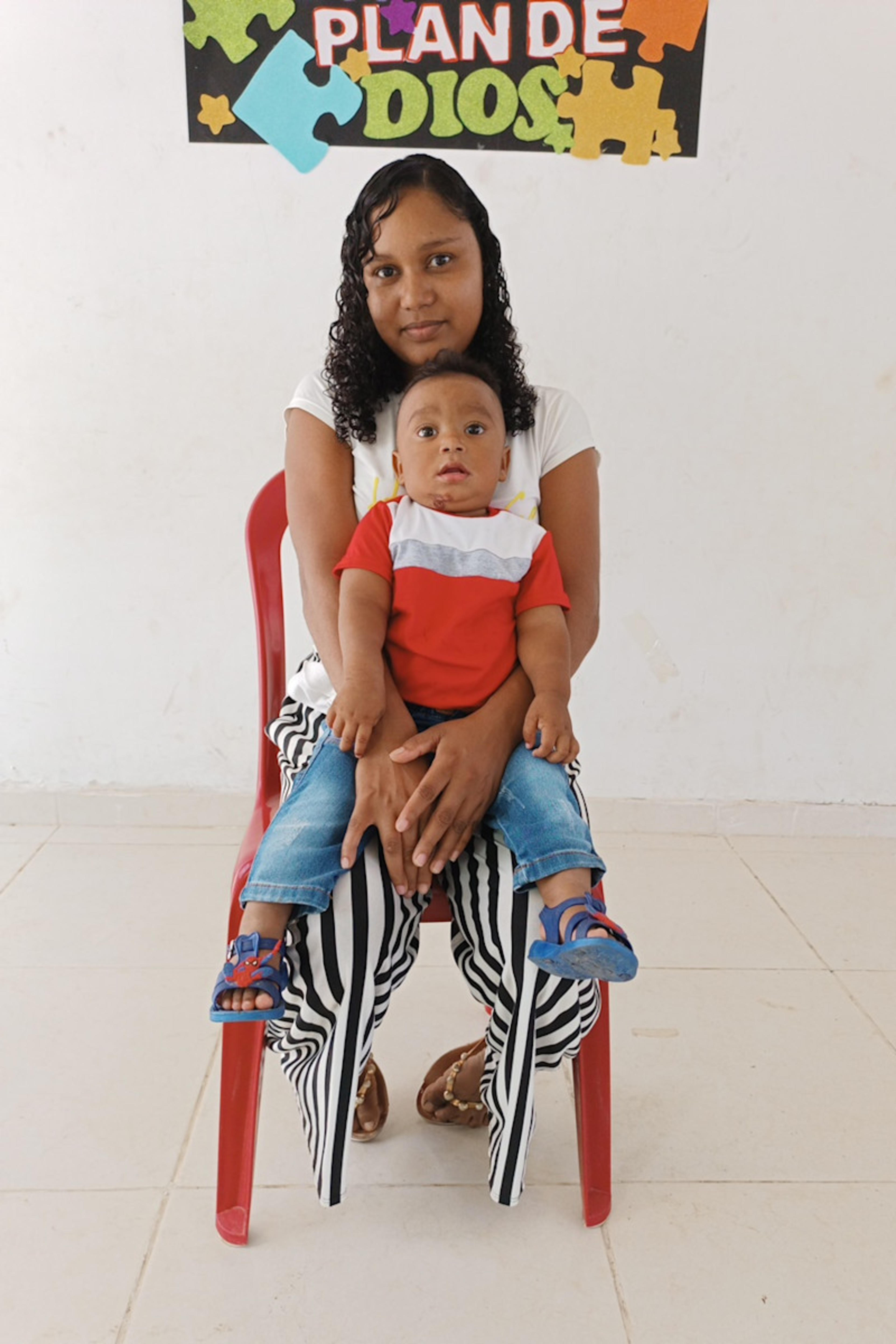 An unsponsored boy named Elías from Colombia who has waited 390 days for a sponsor.