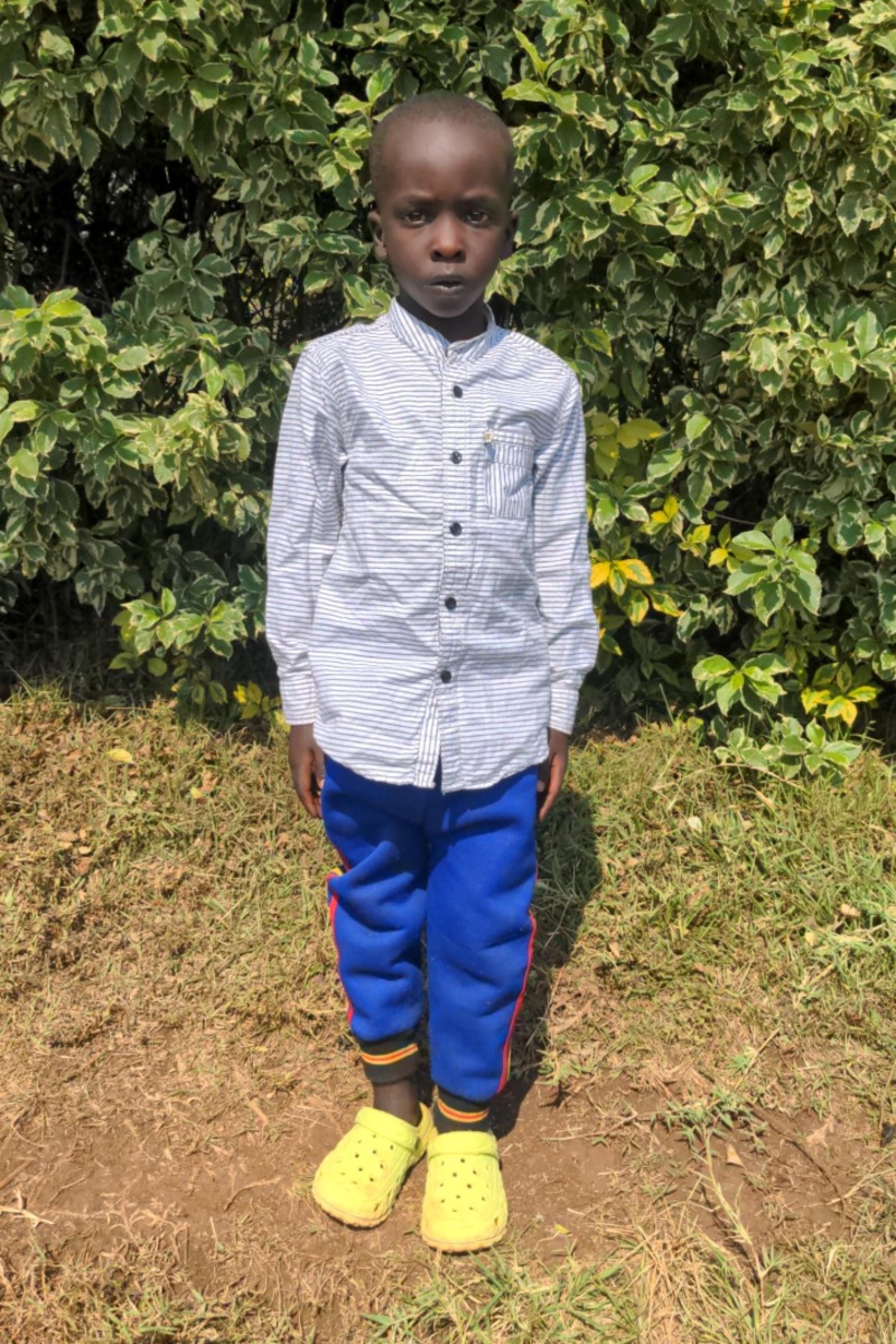 An unsponsored boy named Niyonsenga from Rwanda who lives in an AIDS-affected area, is vulnerable to exploitation and has waited 633 days for a sponsor.