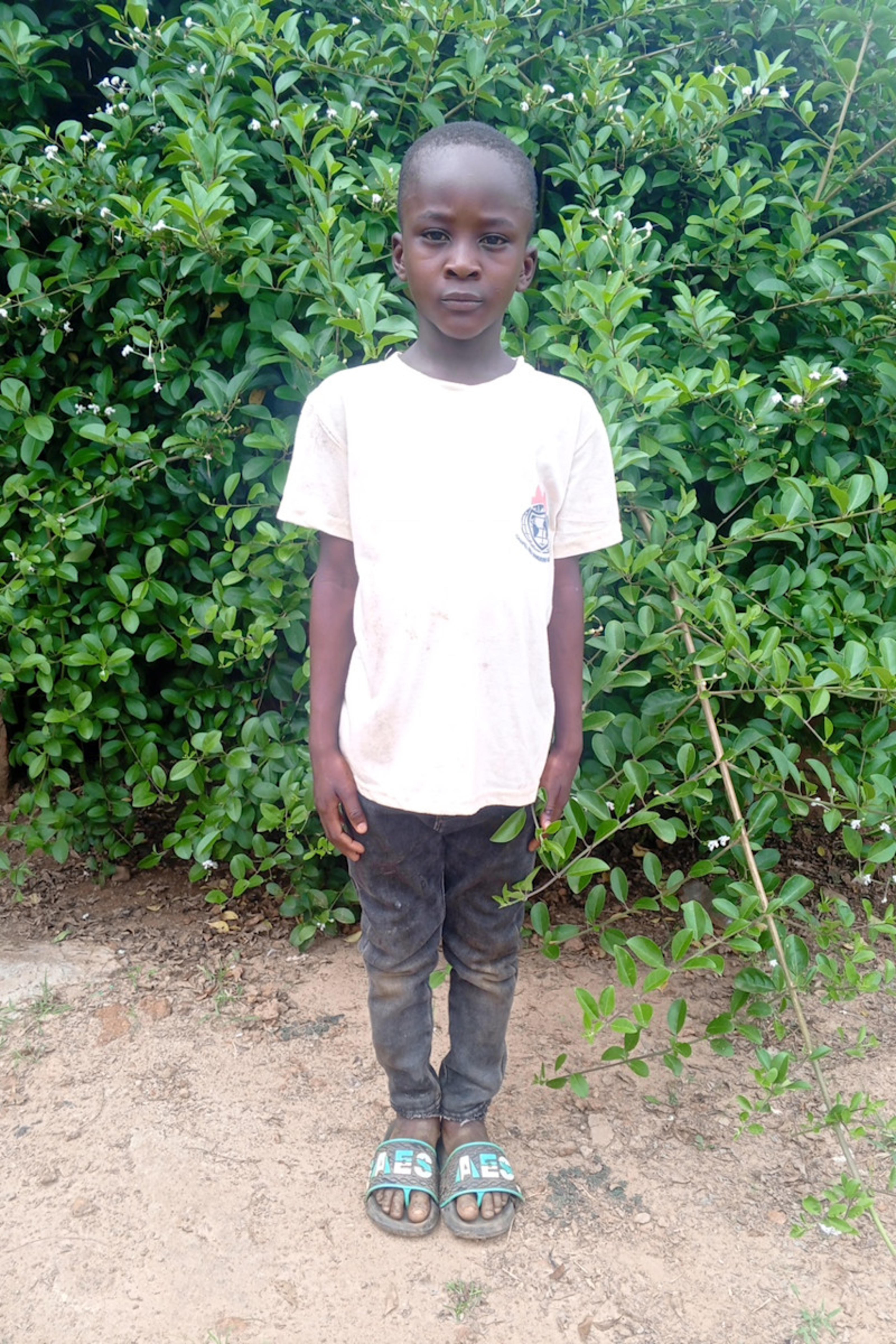 An unsponsored boy named Abdias from Burkina Faso who lives in an AIDS-affected area, is vulnerable to exploitation and has waited 316 days for a sponsor.