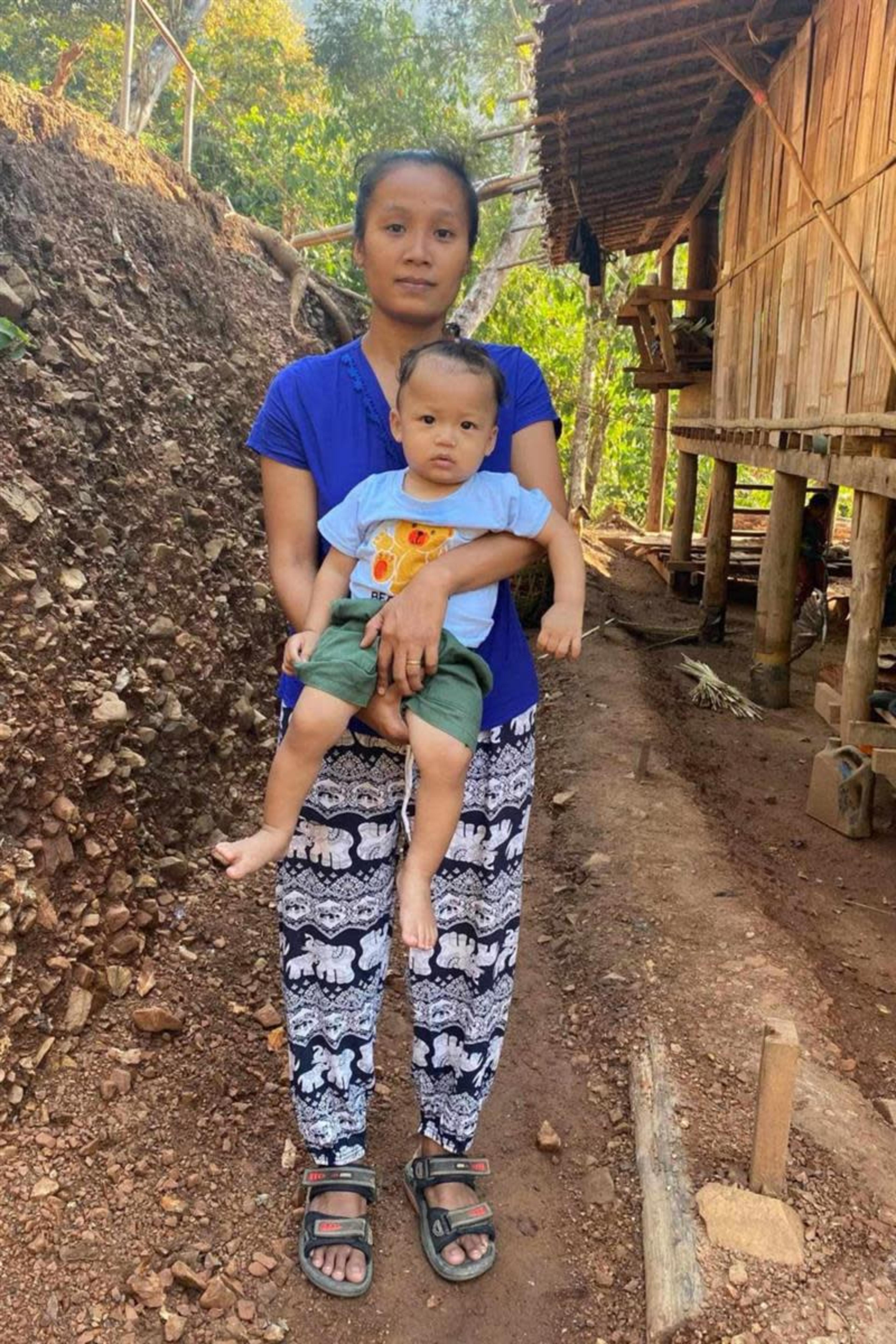 An unsponsored boy named Saw Htee Ku Ngye Ro from Thailand who has waited 347 days for a sponsor.