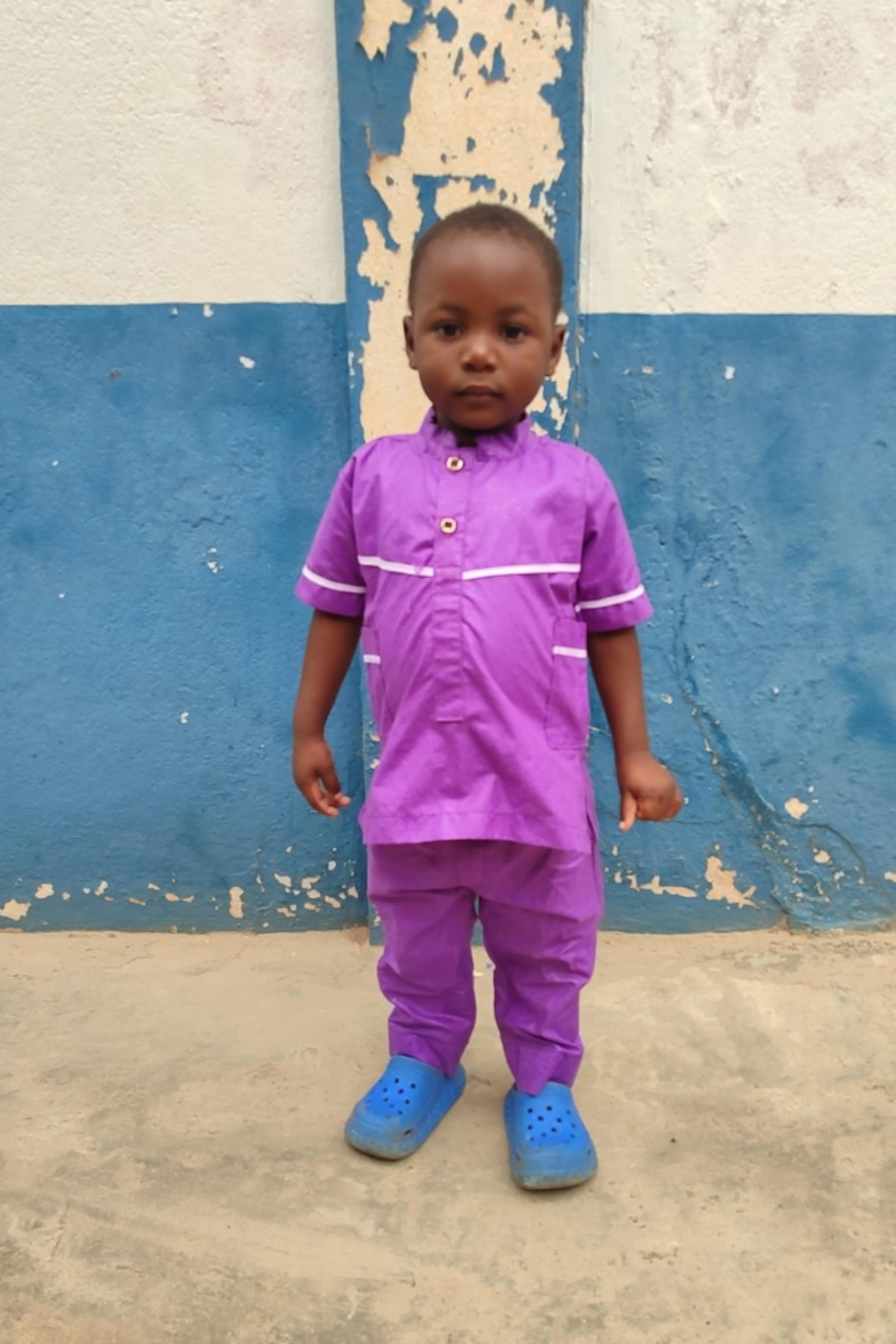 An unsponsored boy named Kossi from Togo who lives in an AIDS-affected area, is vulnerable to exploitation and has waited 566 days for a sponsor.