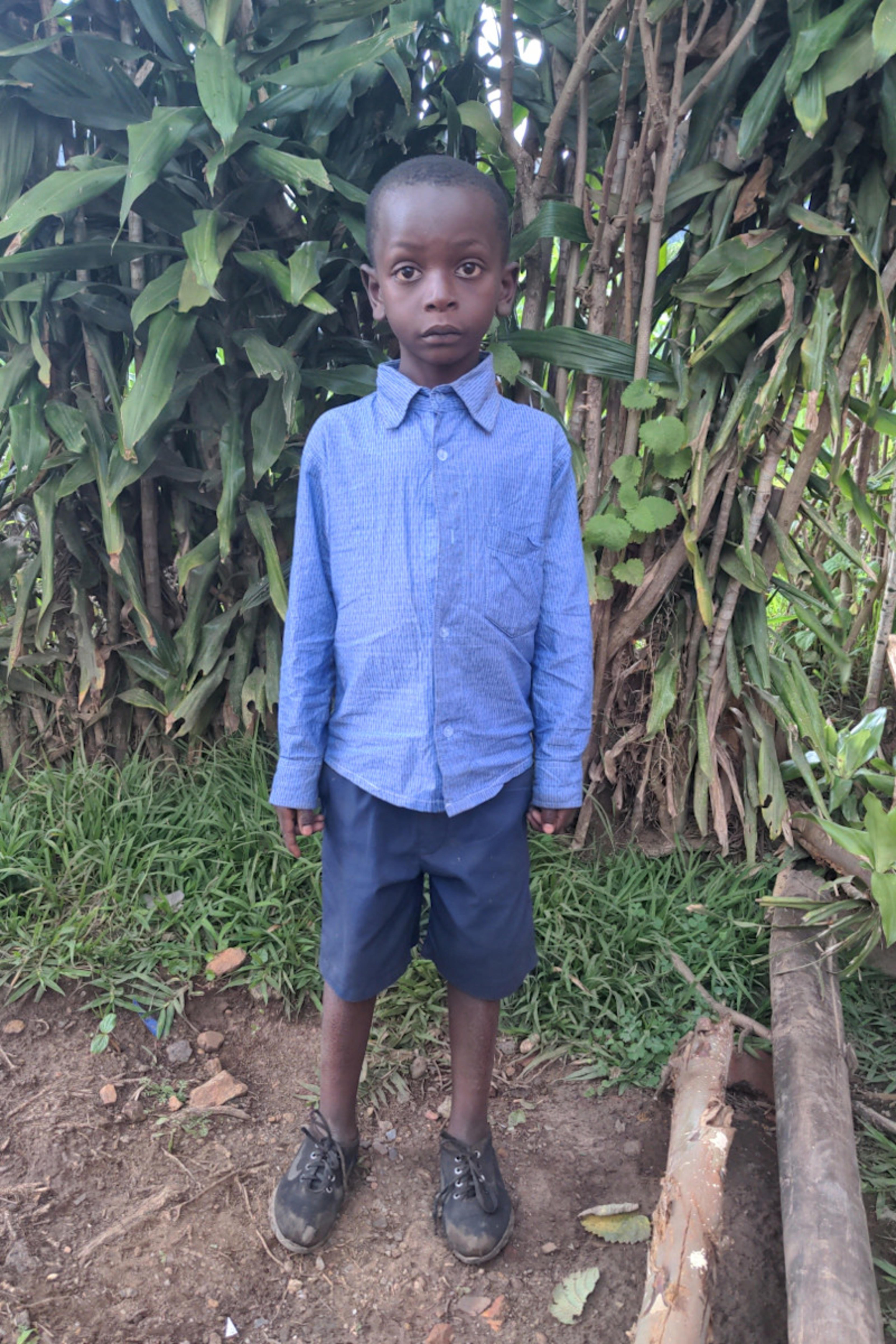 An unsponsored boy named Kazungu from Rwanda who lives in an AIDS-affected area, is vulnerable to exploitation and has waited 562 days for a sponsor.