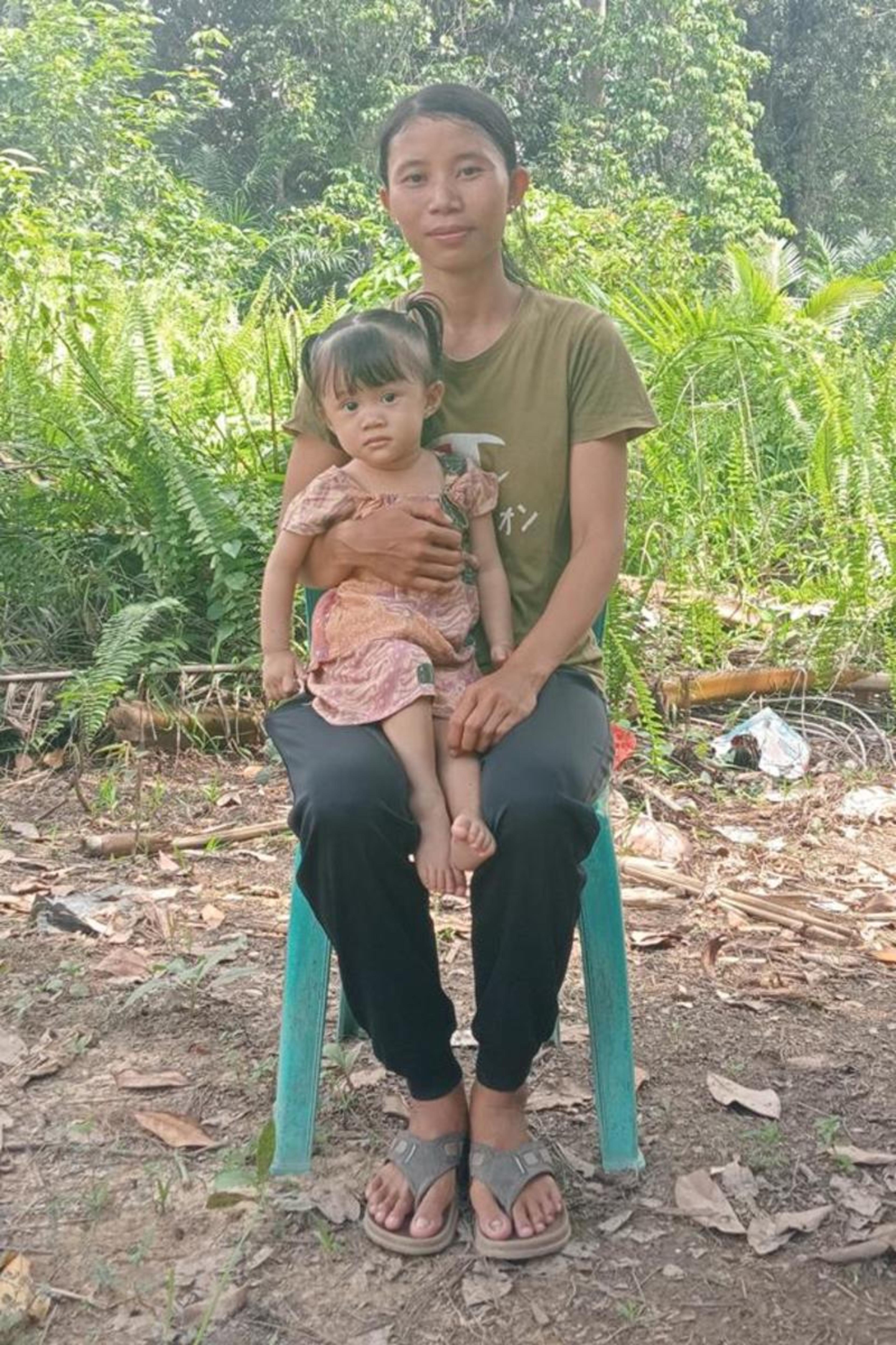 An unsponsored girl named Bianca from Indonesia who has waited 346 days for a sponsor.