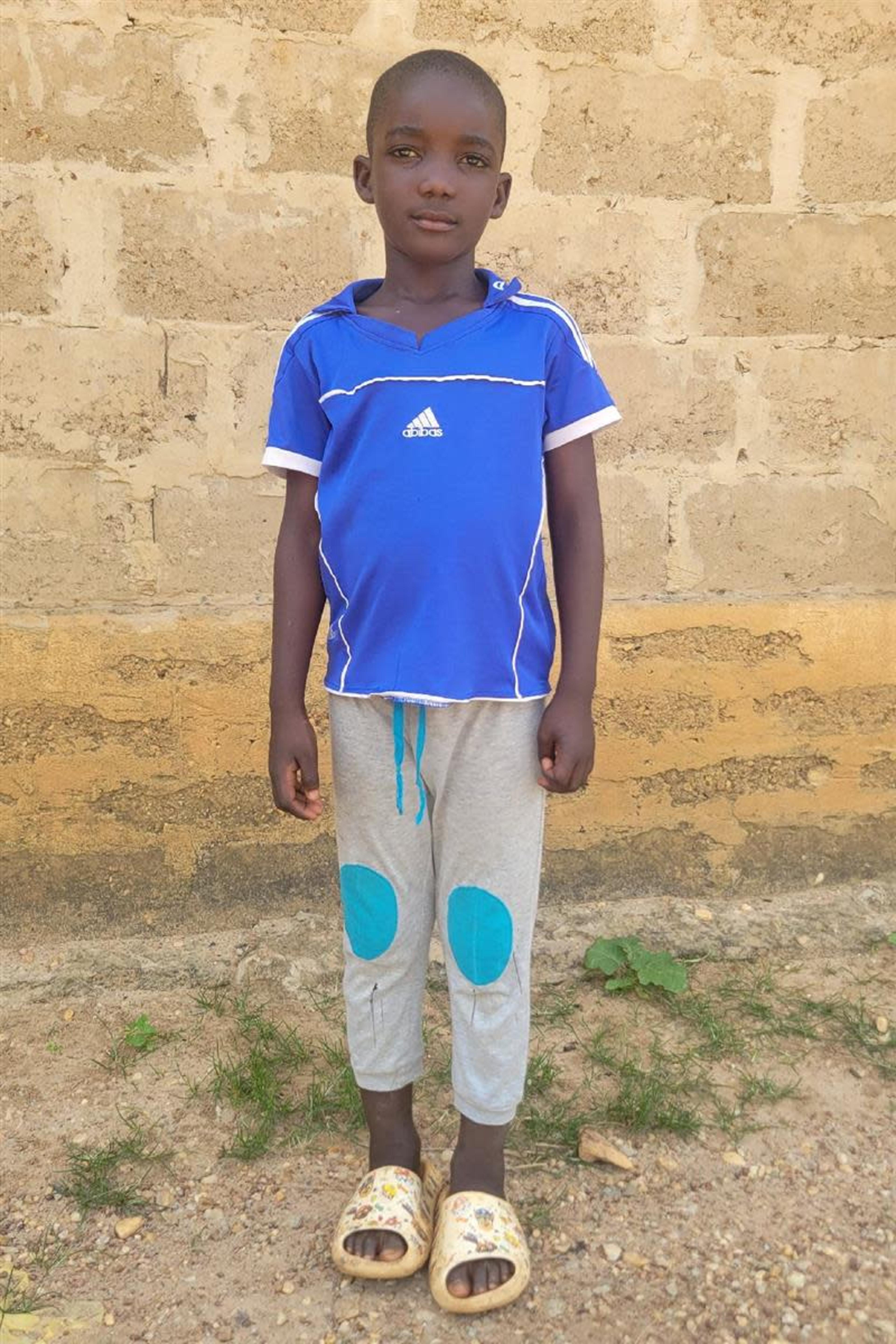 An unsponsored boy named Exaucé from Togo who lives in an AIDS-affected area, is vulnerable to exploitation and has waited 316 days for a sponsor.