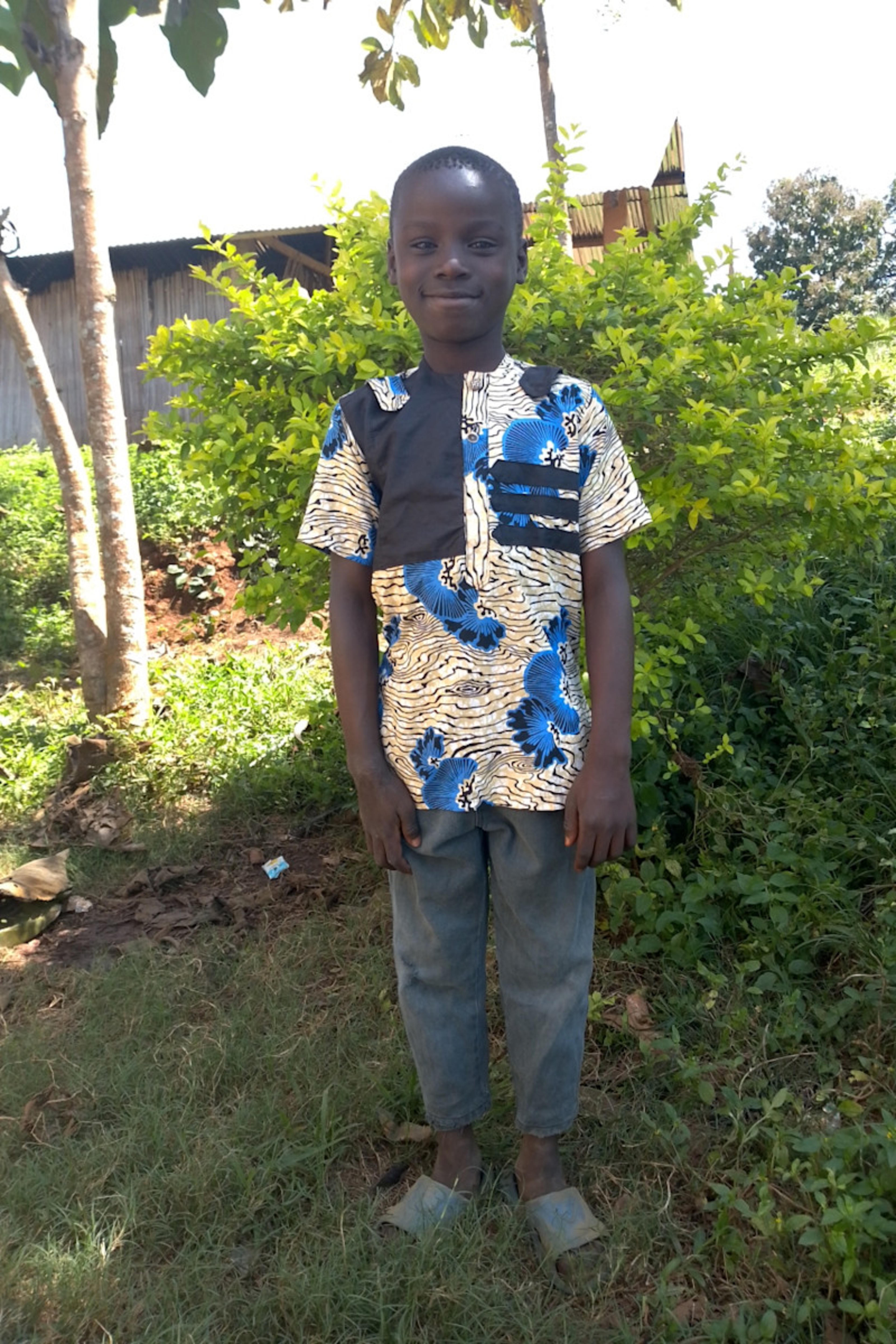 An unsponsored boy named Elikplim from Togo who lives in an AIDS-affected area, is vulnerable to exploitation and has waited 316 days for a sponsor.