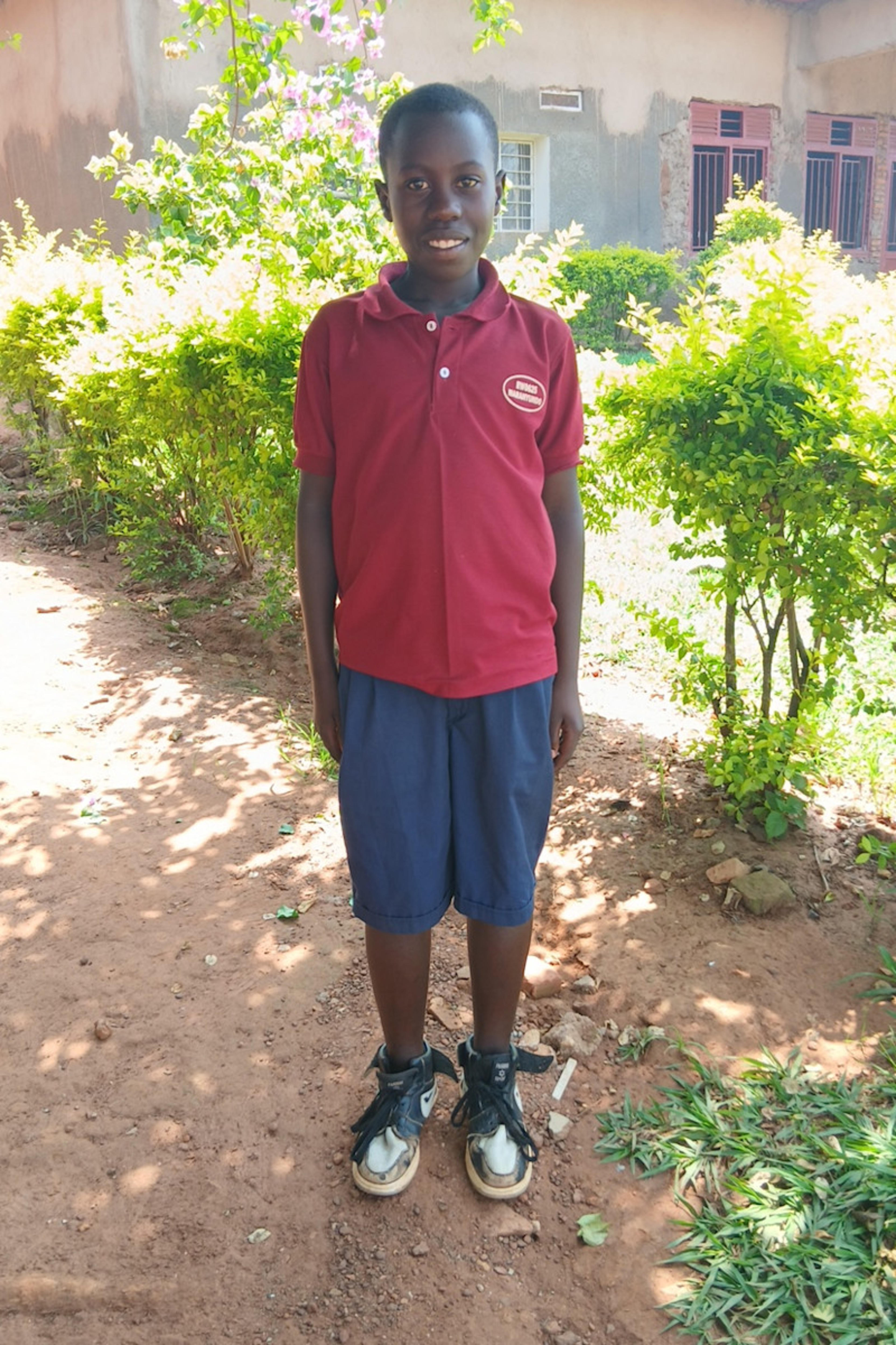 An unsponsored boy named Francois from Rwanda who lives in an AIDS-affected area, is vulnerable to exploitation and has waited 357 days for a sponsor.