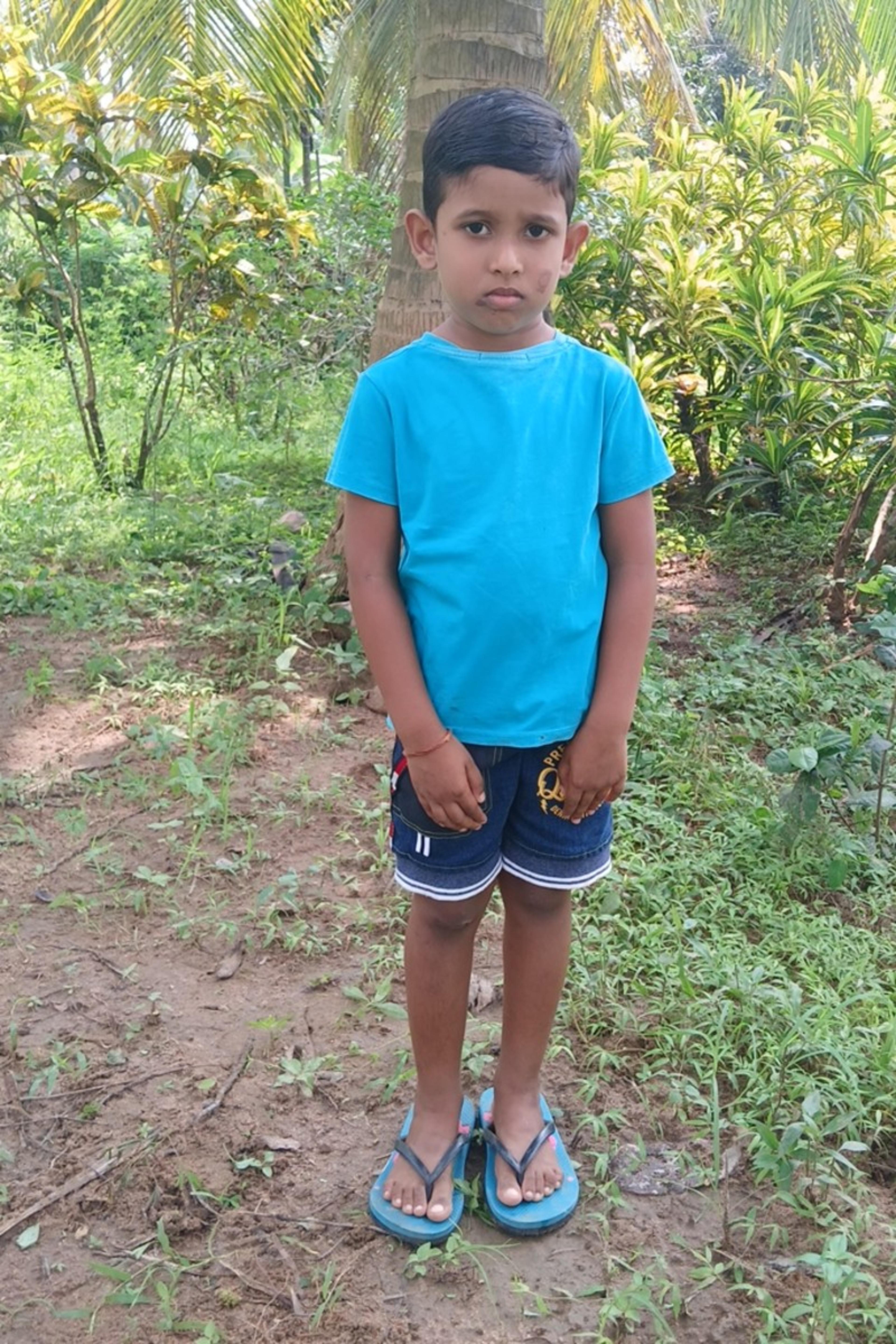 An unsponsored boy named Sasmi from Sri Lanka who has waited 296 days for a sponsor.