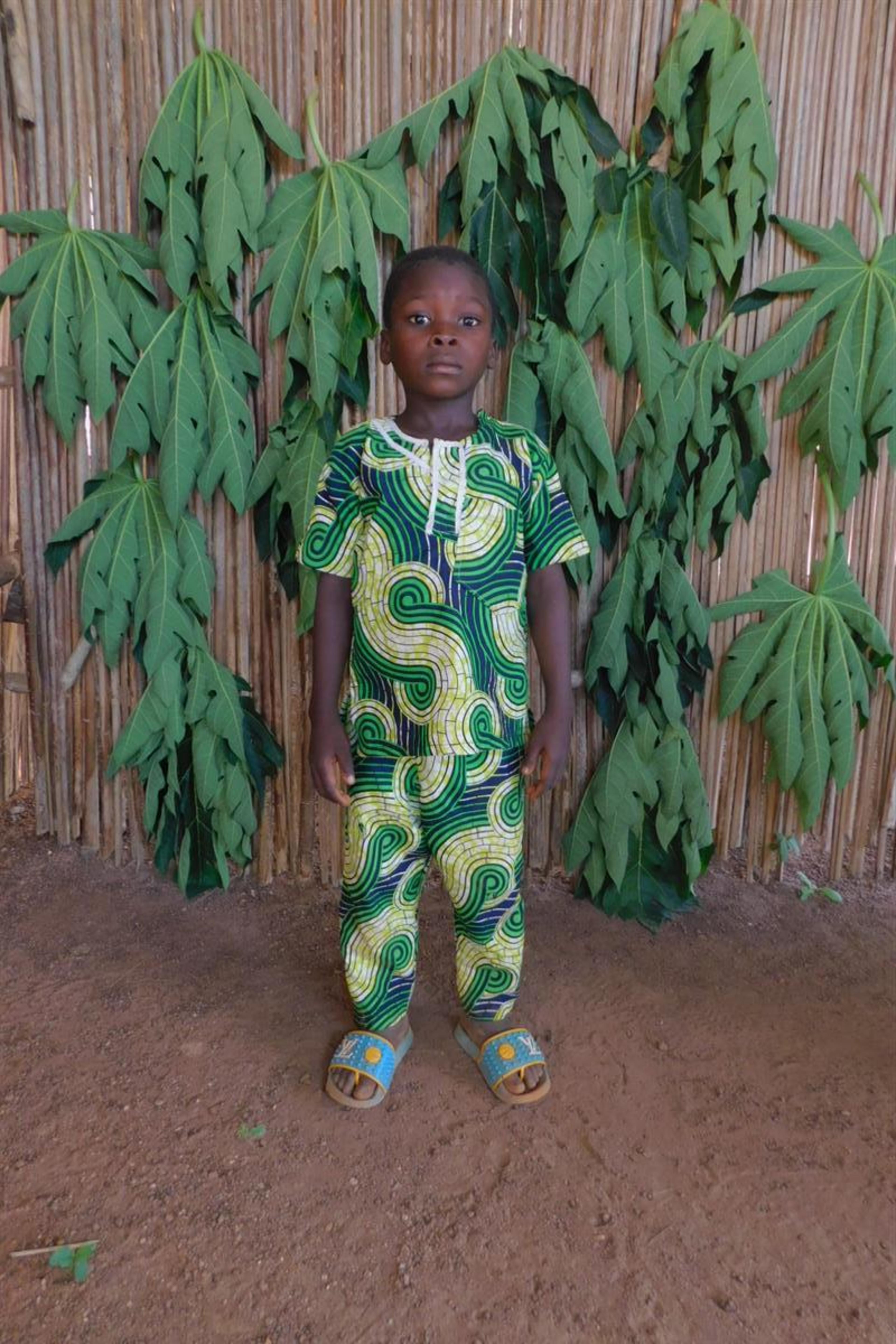 An unsponsored boy named Alouna from Togo who lives in an AIDS-affected area, is vulnerable to exploitation and has waited 279 days for a sponsor.