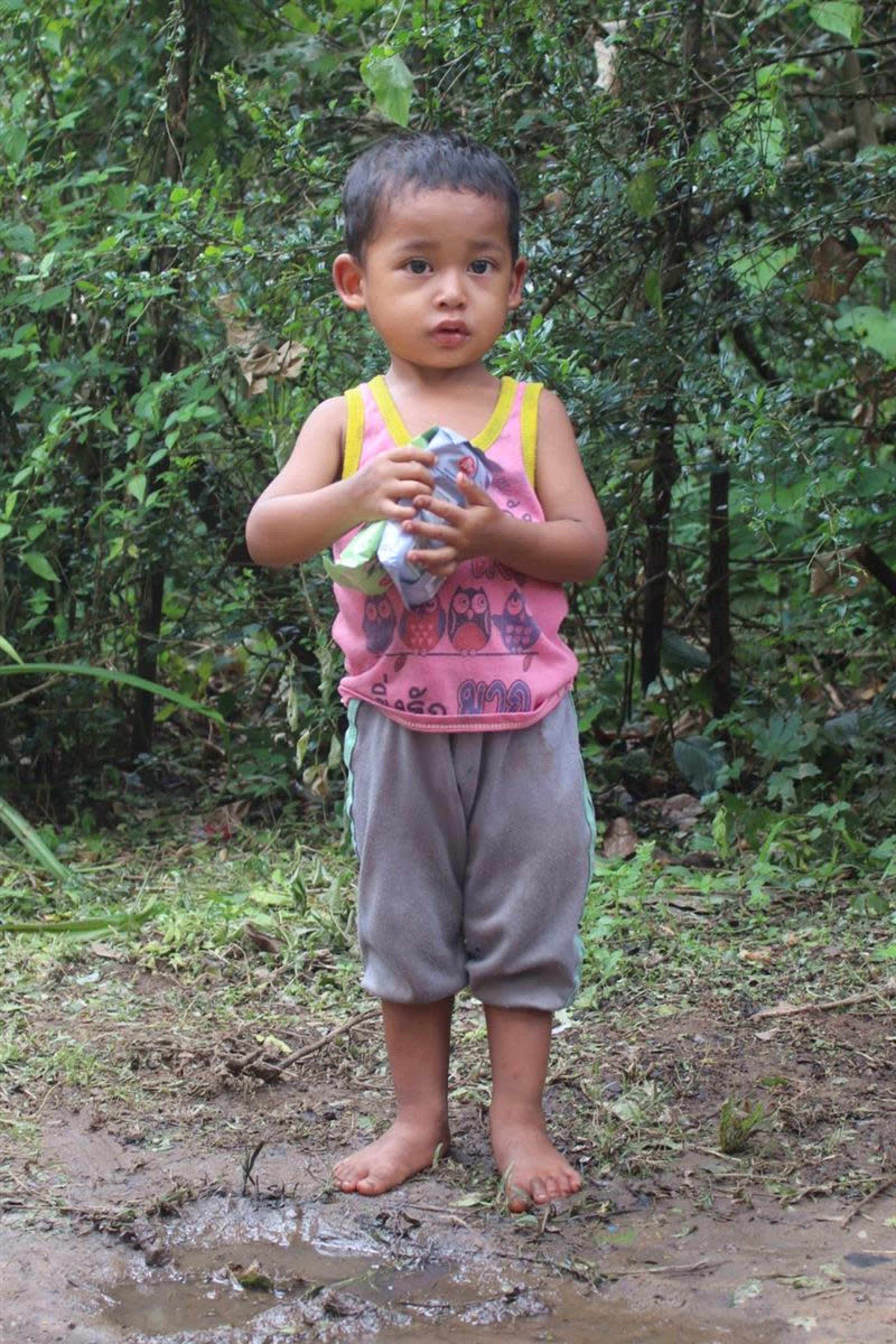 An unsponsored boy named Eh Hser Htt from Thailand who has waited 278 days for a sponsor.
