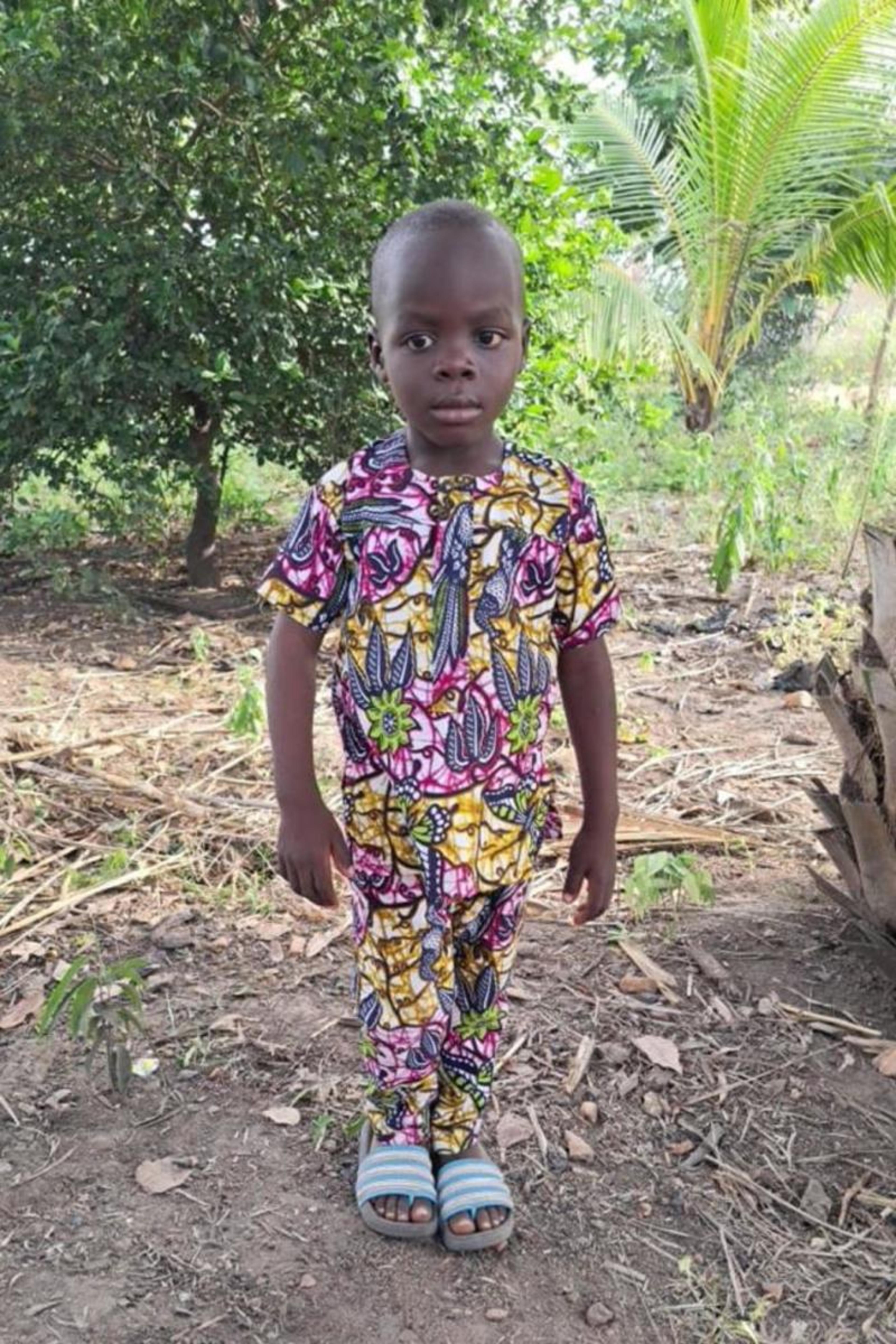 An unsponsored boy named Akanava from Togo who lives in an AIDS-affected area, is vulnerable to exploitation and has waited 266 days for a sponsor.