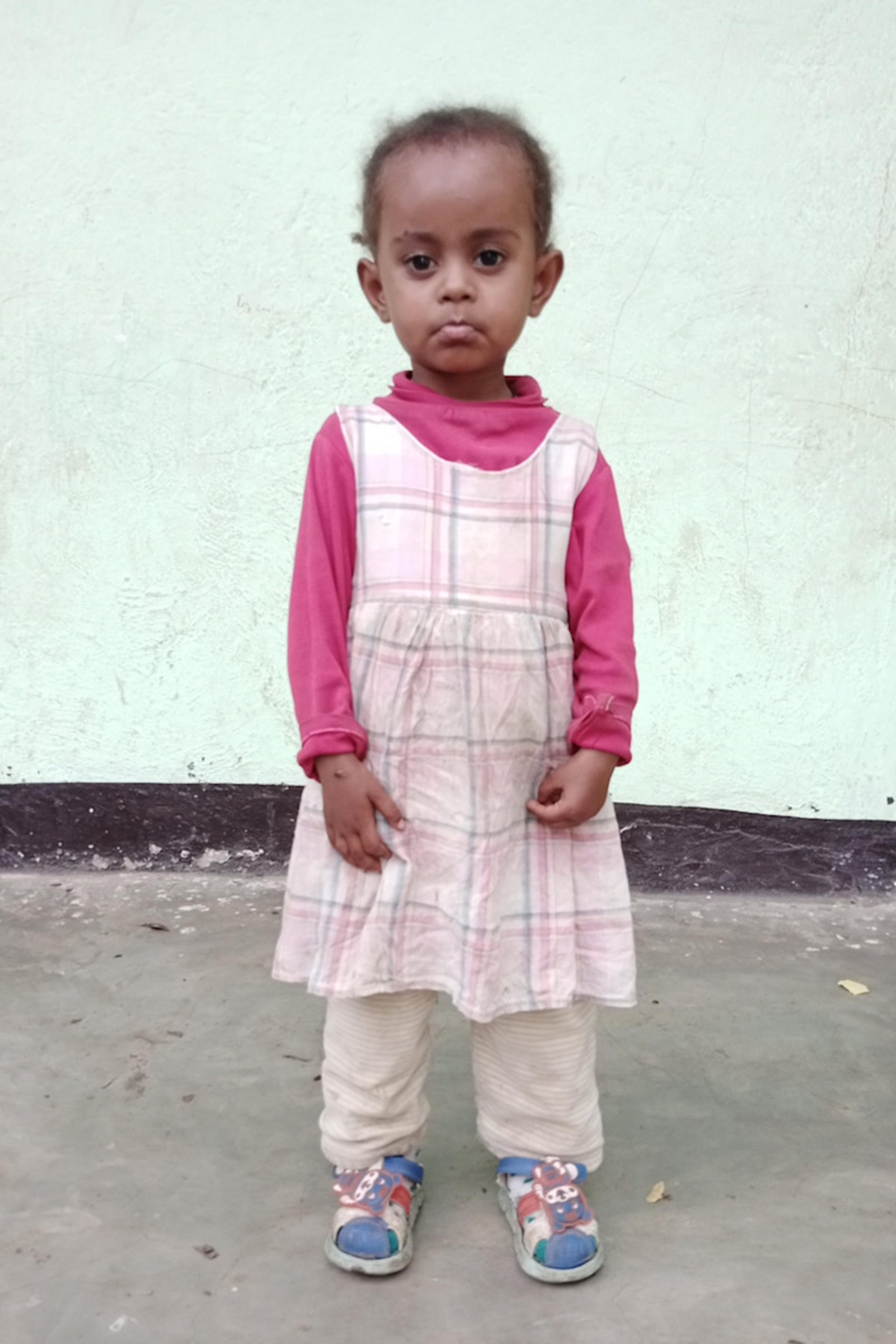 An unsponsored girl named Bilen from Ethiopia who lives in an AIDS-affected area, is vulnerable to exploitation and has waited 265 days for a sponsor.