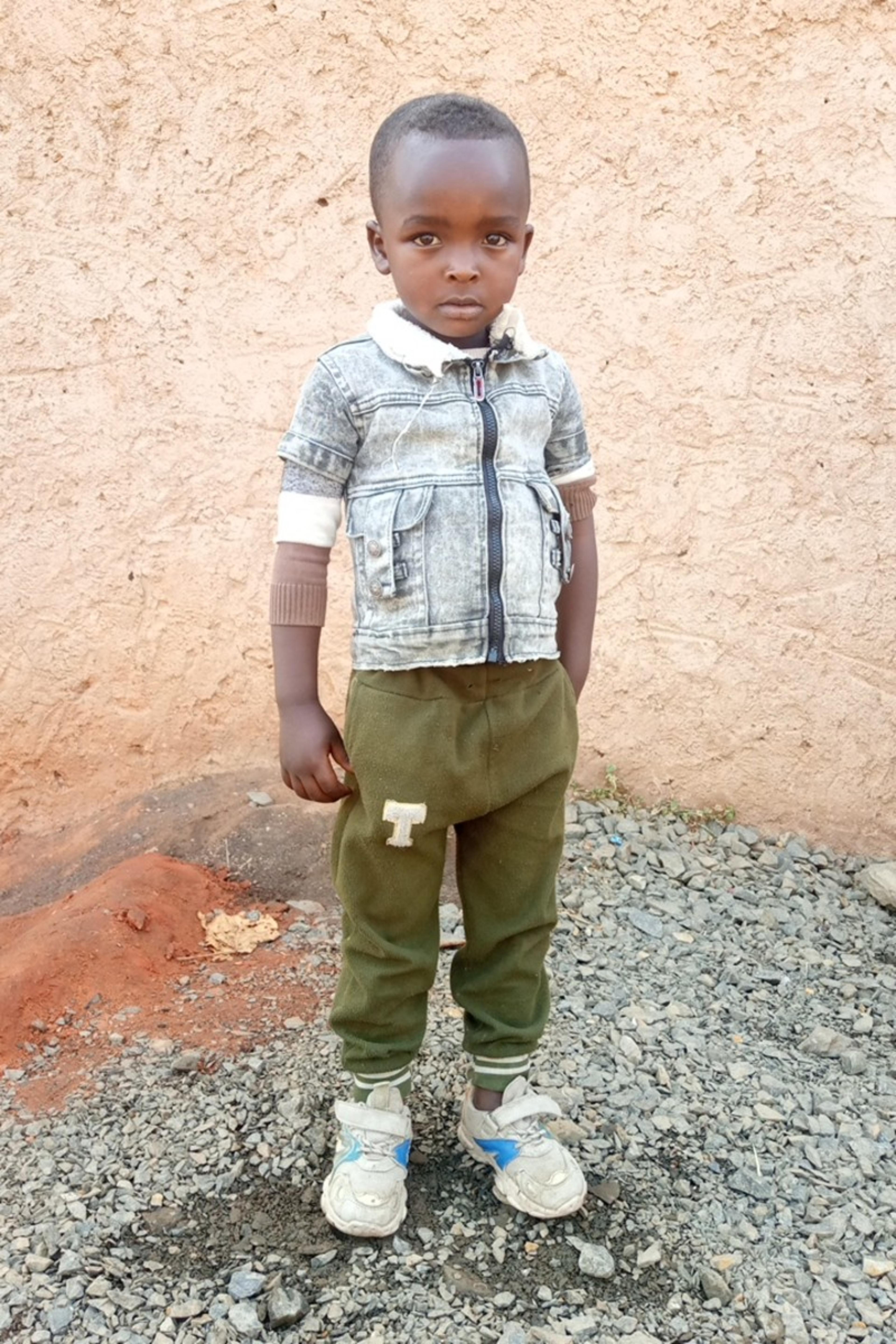 An unsponsored boy named Danie from Ethiopia who lives in an AIDS-affected area, is vulnerable to exploitation and has waited 245 days for a sponsor.