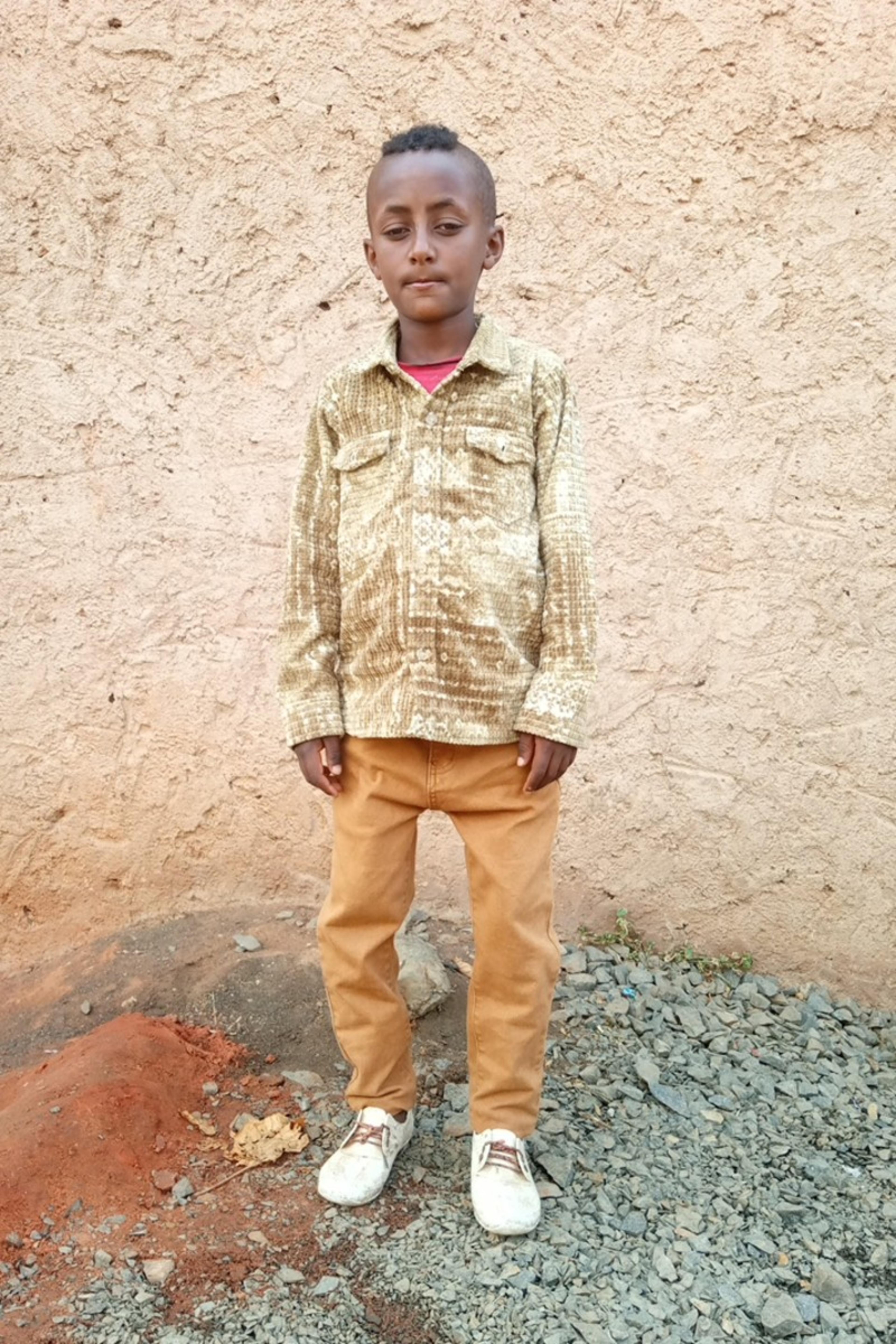An unsponsored boy named Gemechu from Ethiopia who lives in an AIDS-affected area, is vulnerable to exploitation and has waited 244 days for a sponsor.
