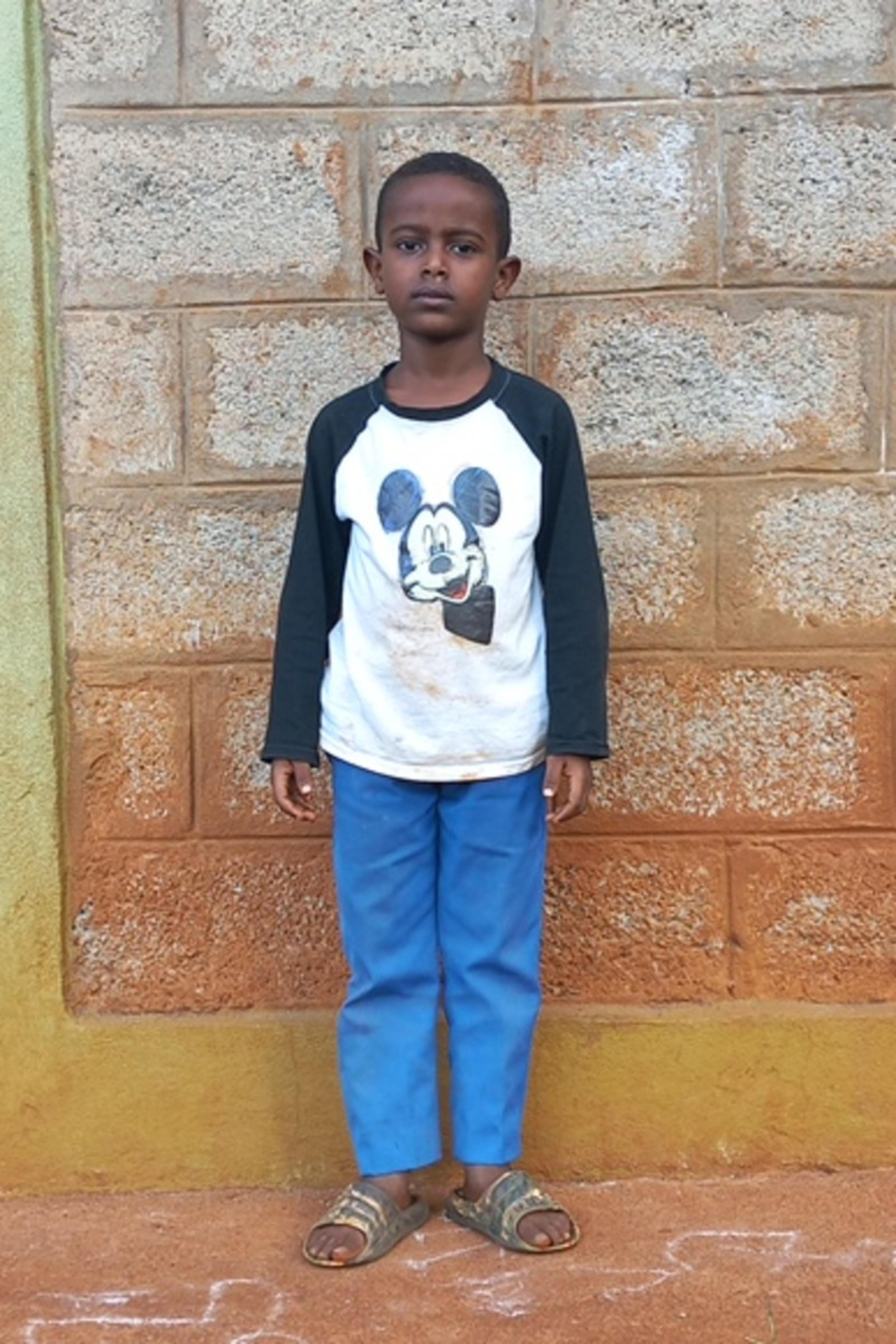 An unsponsored boy named Sofonias from Ethiopia who lives in an AIDS-affected area, is vulnerable to exploitation and has waited 229 days for a sponsor.