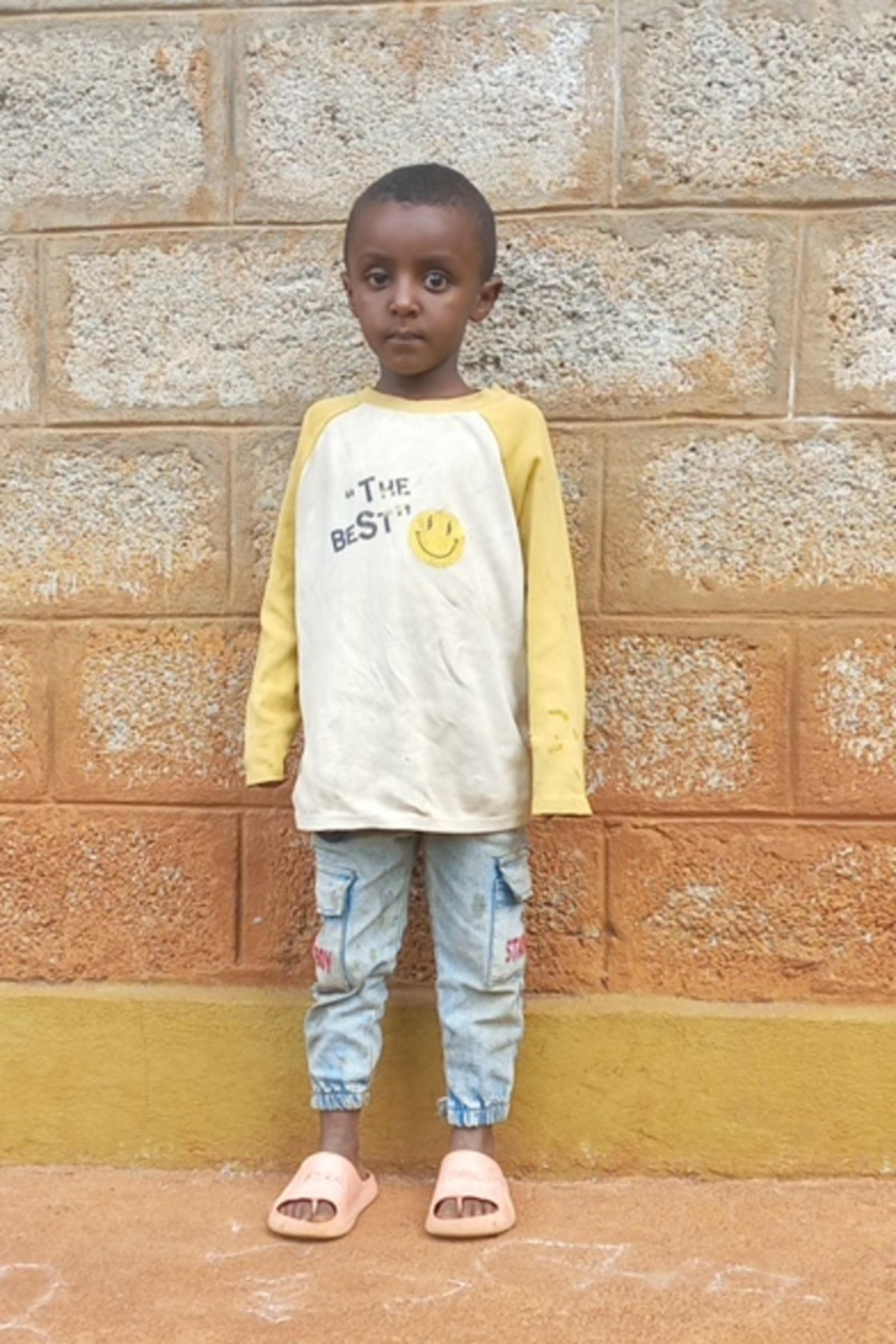 An unsponsored boy named Hassen from Ethiopia who lives in an AIDS-affected area, is vulnerable to exploitation and has waited 272 days for a sponsor.