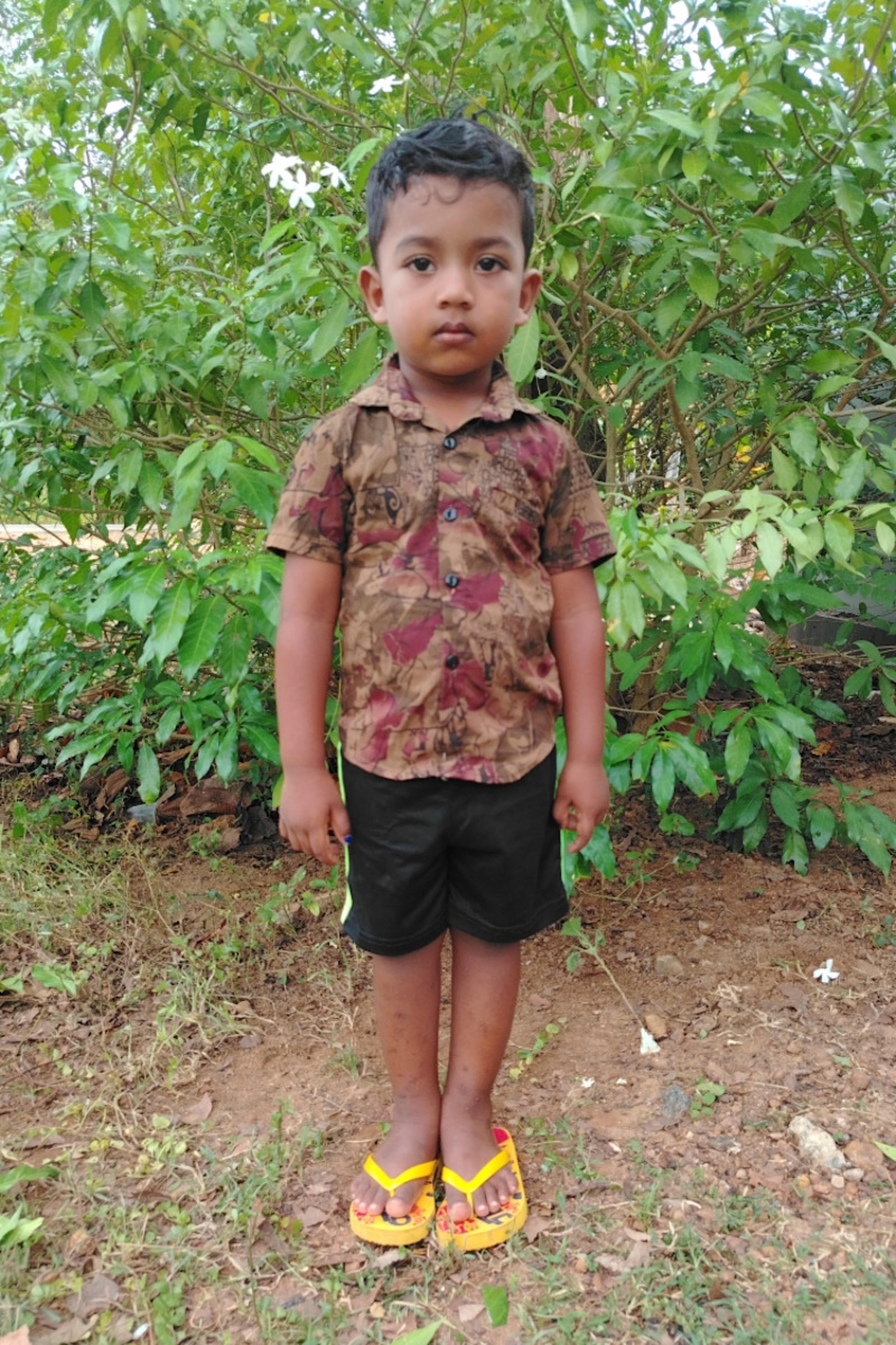 An unsponsored boy named Piriththikan from Sri Lanka who has waited 390 days for a sponsor.
