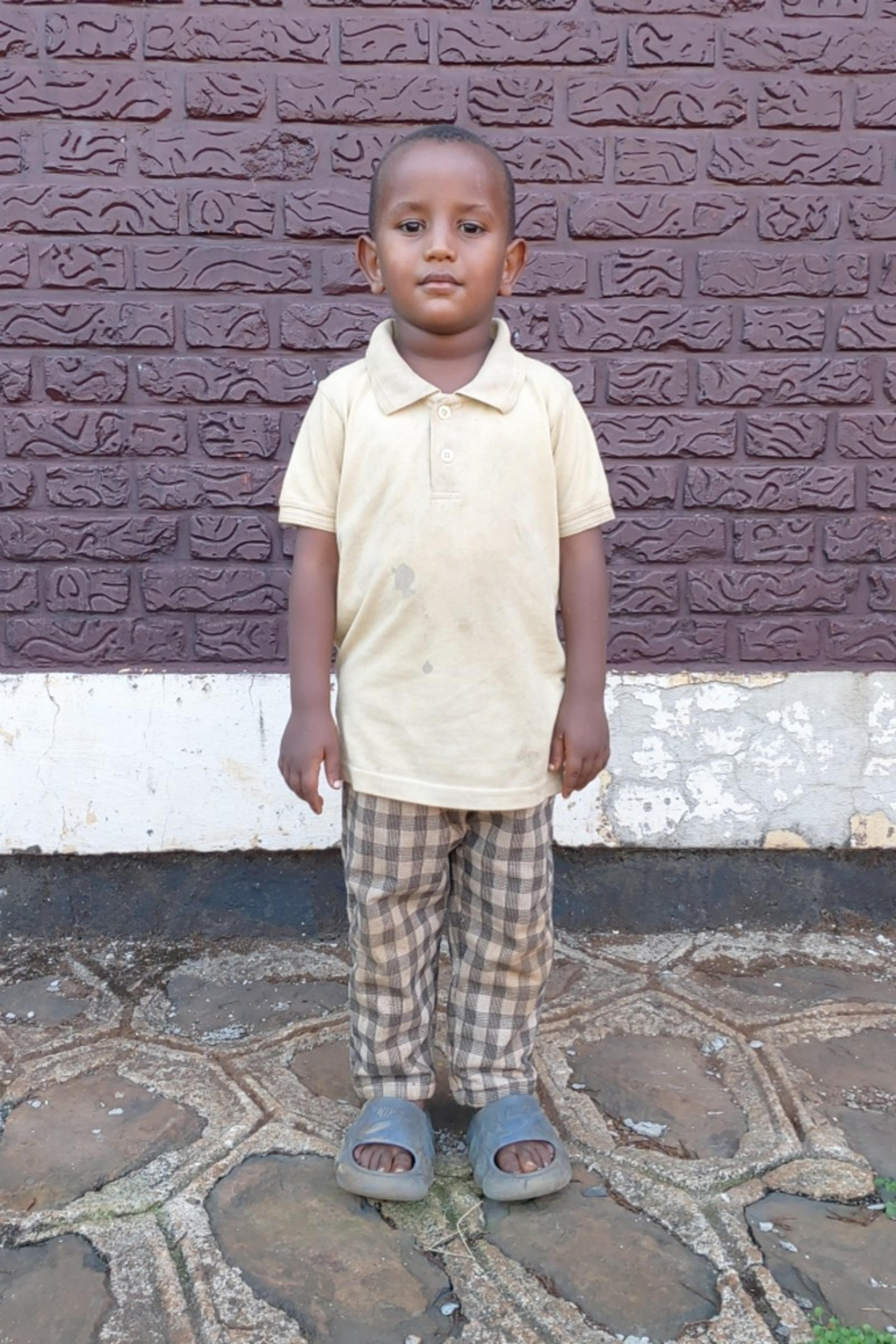 An unsponsored boy named Natolera from Ethiopia who lives in an AIDS-affected area, is vulnerable to exploitation and has waited 228 days for a sponsor.