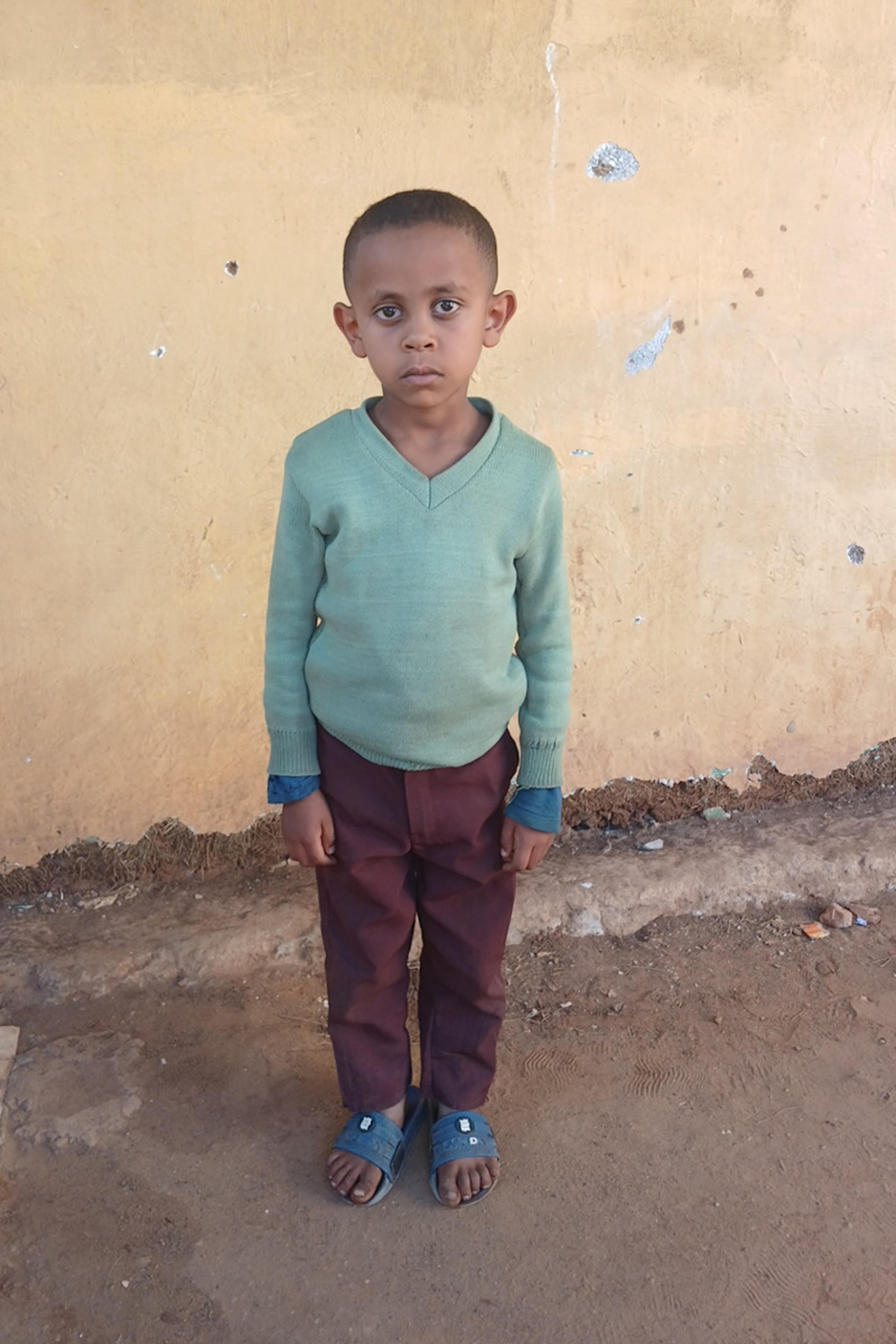 An unsponsored boy named Obsa from Ethiopia who lives in an AIDS-affected area, is vulnerable to exploitation and has waited 225 days for a sponsor.