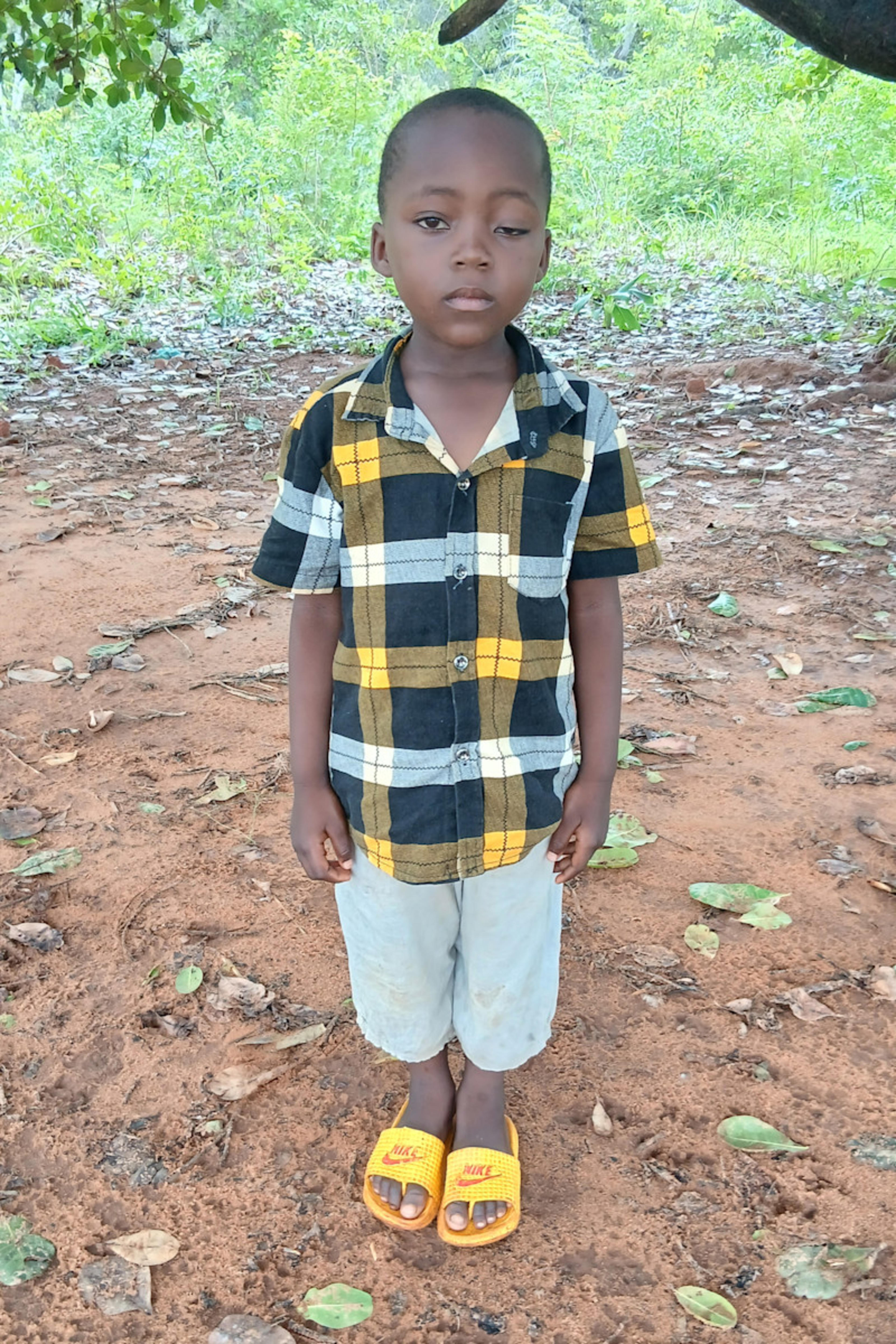 An unsponsored boy named Yafeti from Tanzania who lives in an AIDS-affected area, is vulnerable to exploitation and has waited 211 days for a sponsor.