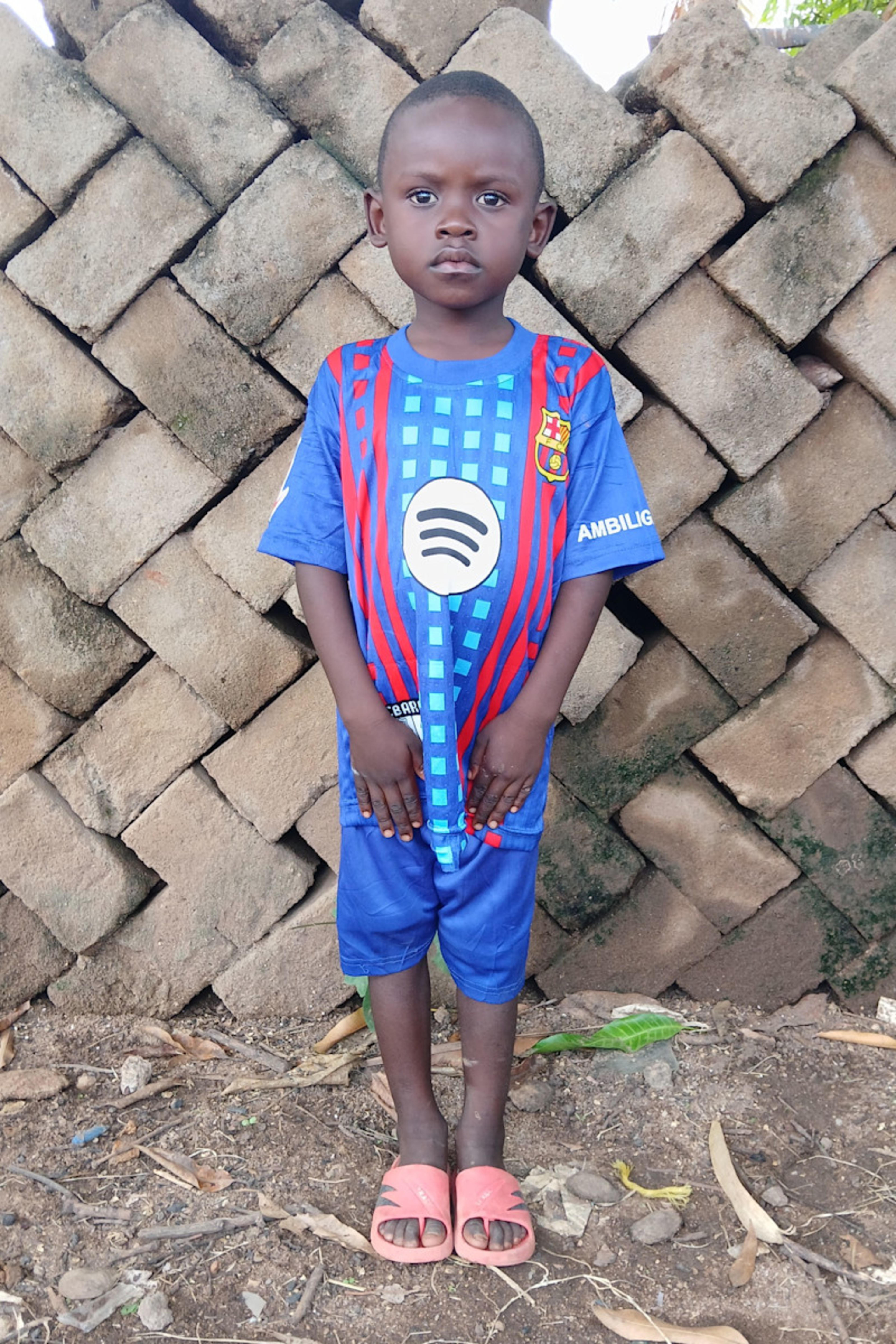 An unsponsored boy named Almas from Tanzania who lives in an AIDS-affected area, is vulnerable to exploitation and has waited 199 days for a sponsor.