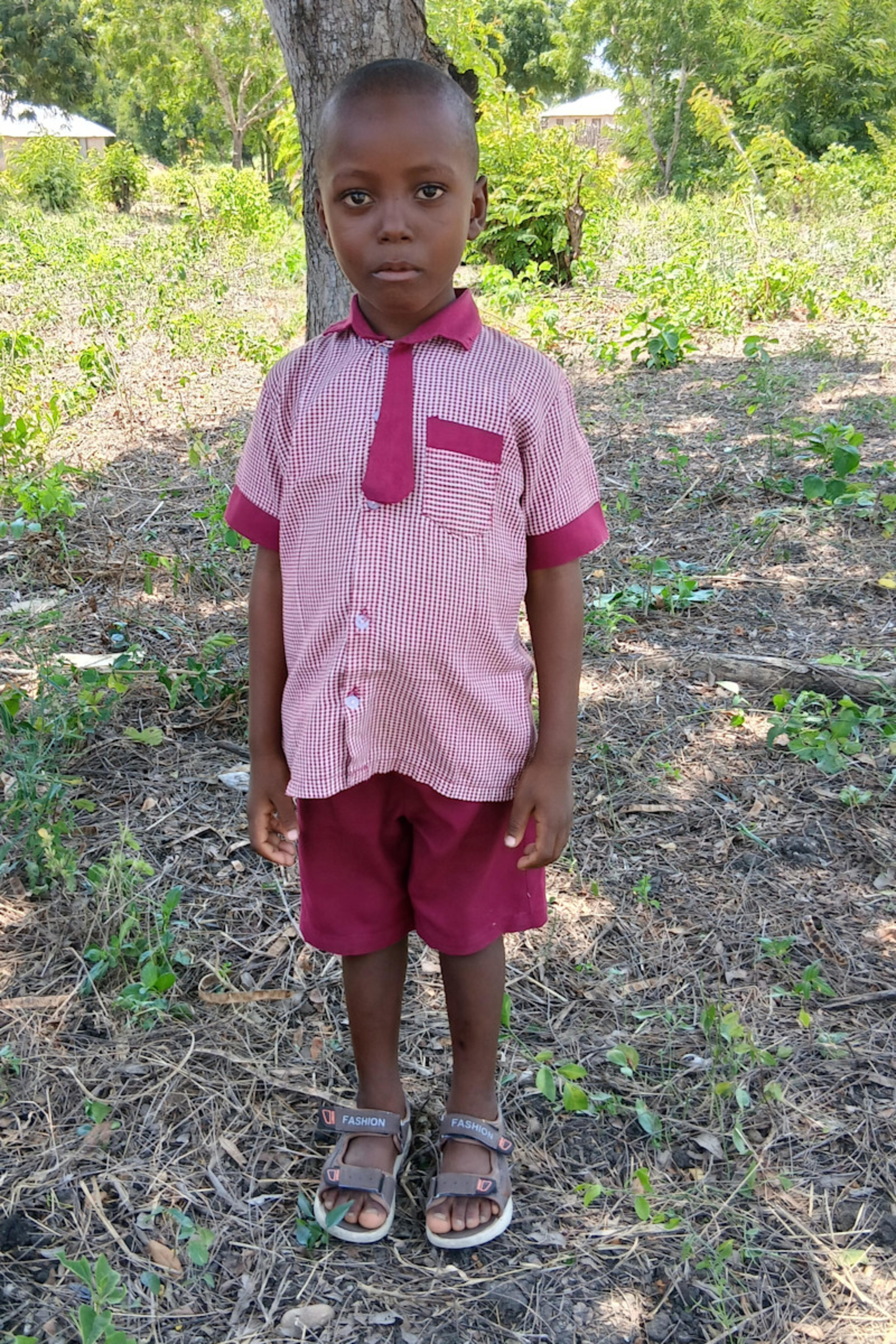 An unsponsored boy named Shedrack from Tanzania who lives in an AIDS-affected area, is vulnerable to exploitation and has waited 204 days for a sponsor.