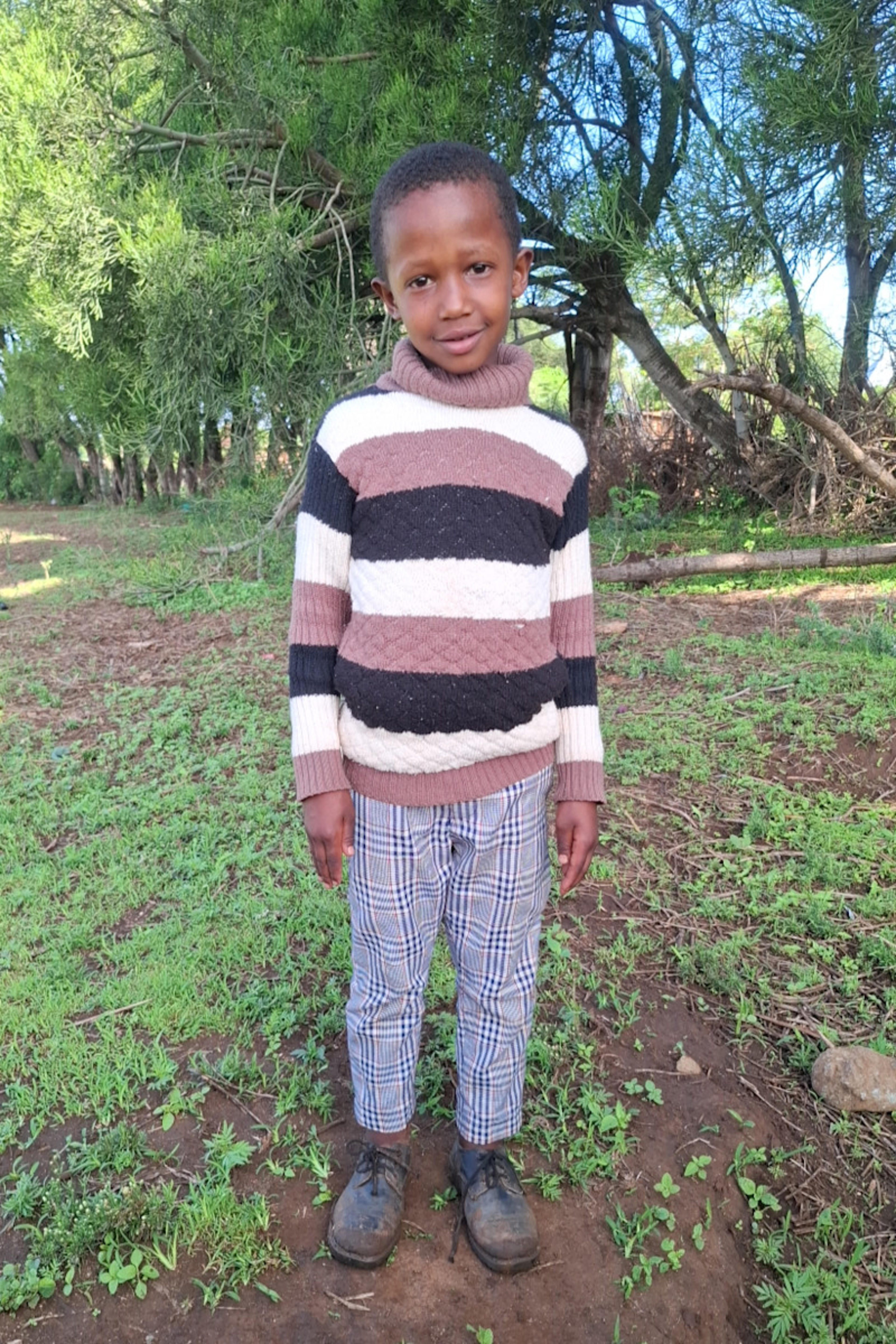An unsponsored boy named Jackson from Tanzania who lives in an AIDS-affected area, is vulnerable to exploitation and has waited 280 days for a sponsor.