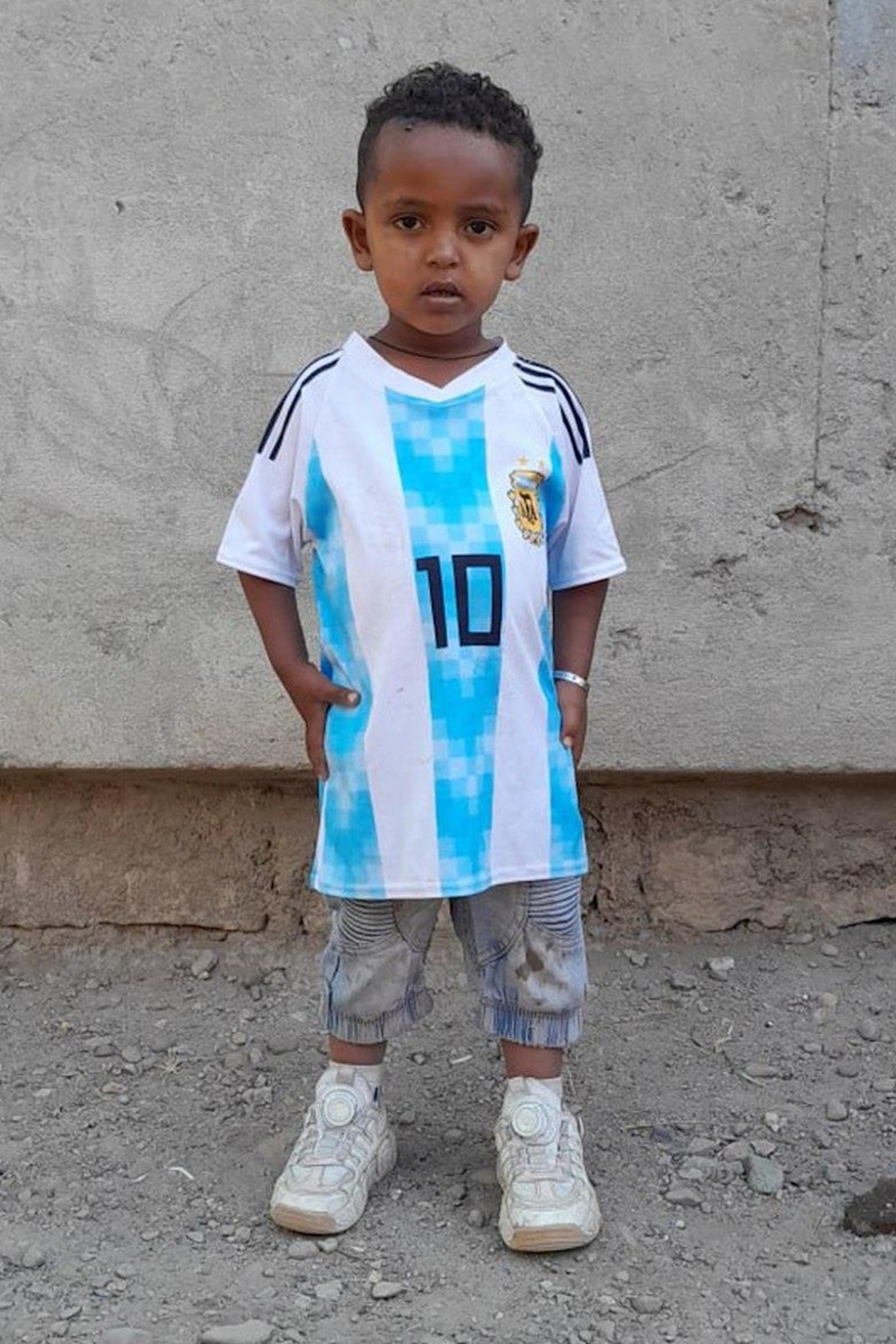 An unsponsored boy named Yabsera from Ethiopia who lives in an AIDS-affected area, is vulnerable to exploitation and has waited 204 days for a sponsor.