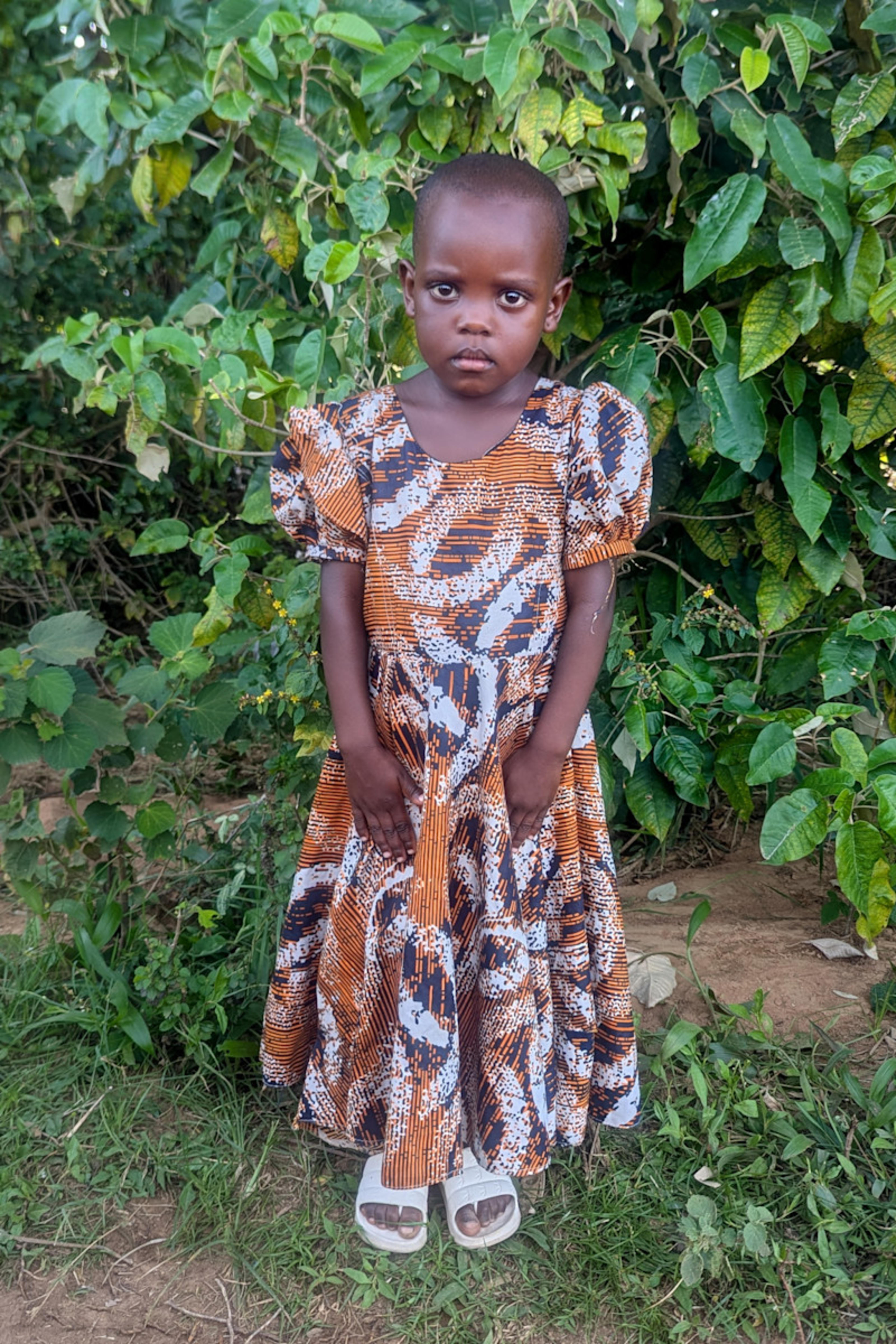 An unsponsored girl named Felister from Tanzania who lives in an AIDS-affected area, is vulnerable to exploitation and has waited 200 days for a sponsor.